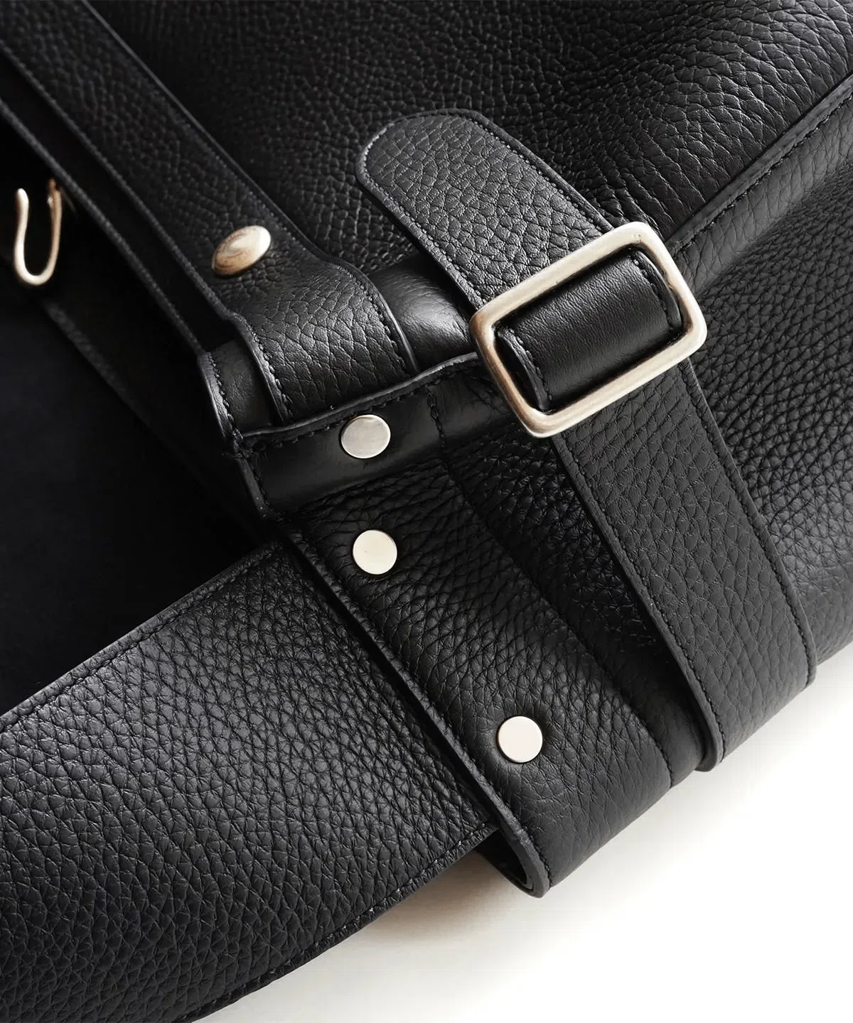 26AW 【NICENESS】「HEFNER BLACK」が6月27日(土)12:00より発売