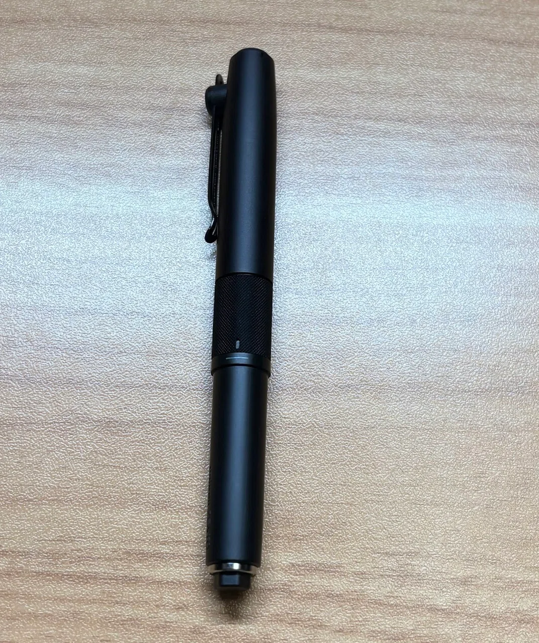 ユニボール ゼント シグニチャーモデル3色版レビュー：あの書き心地、3