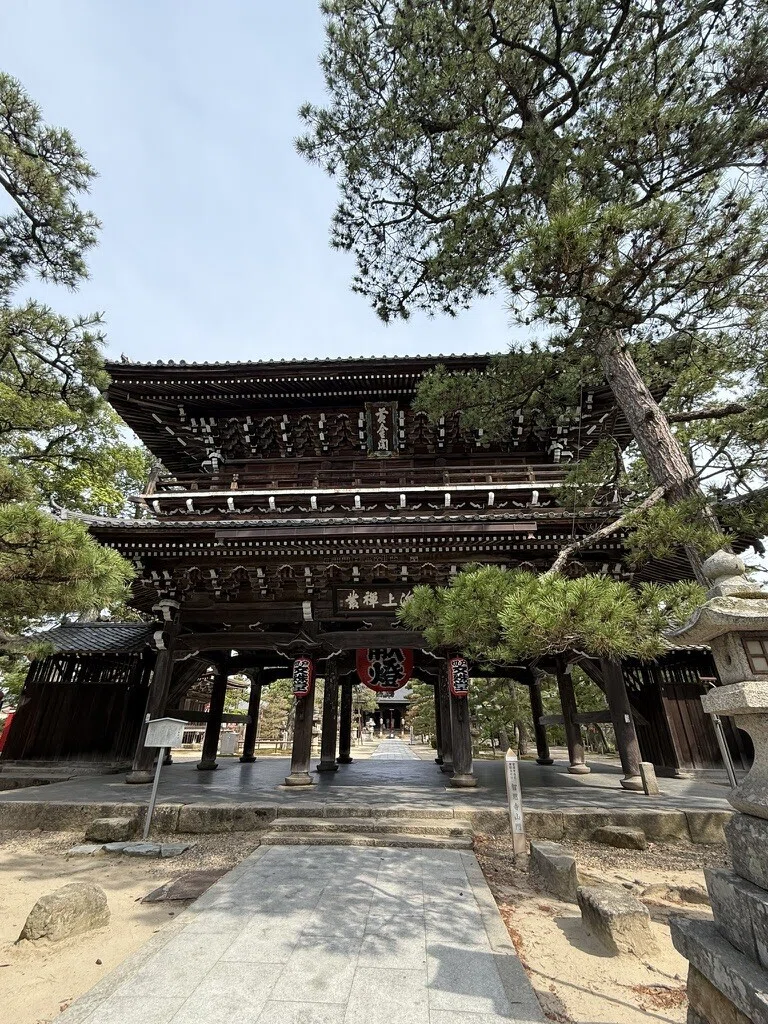 天橋立巡礼⑤ファイナル｜日本三文殊・智恩寺──智恵の輪に重なる日輪