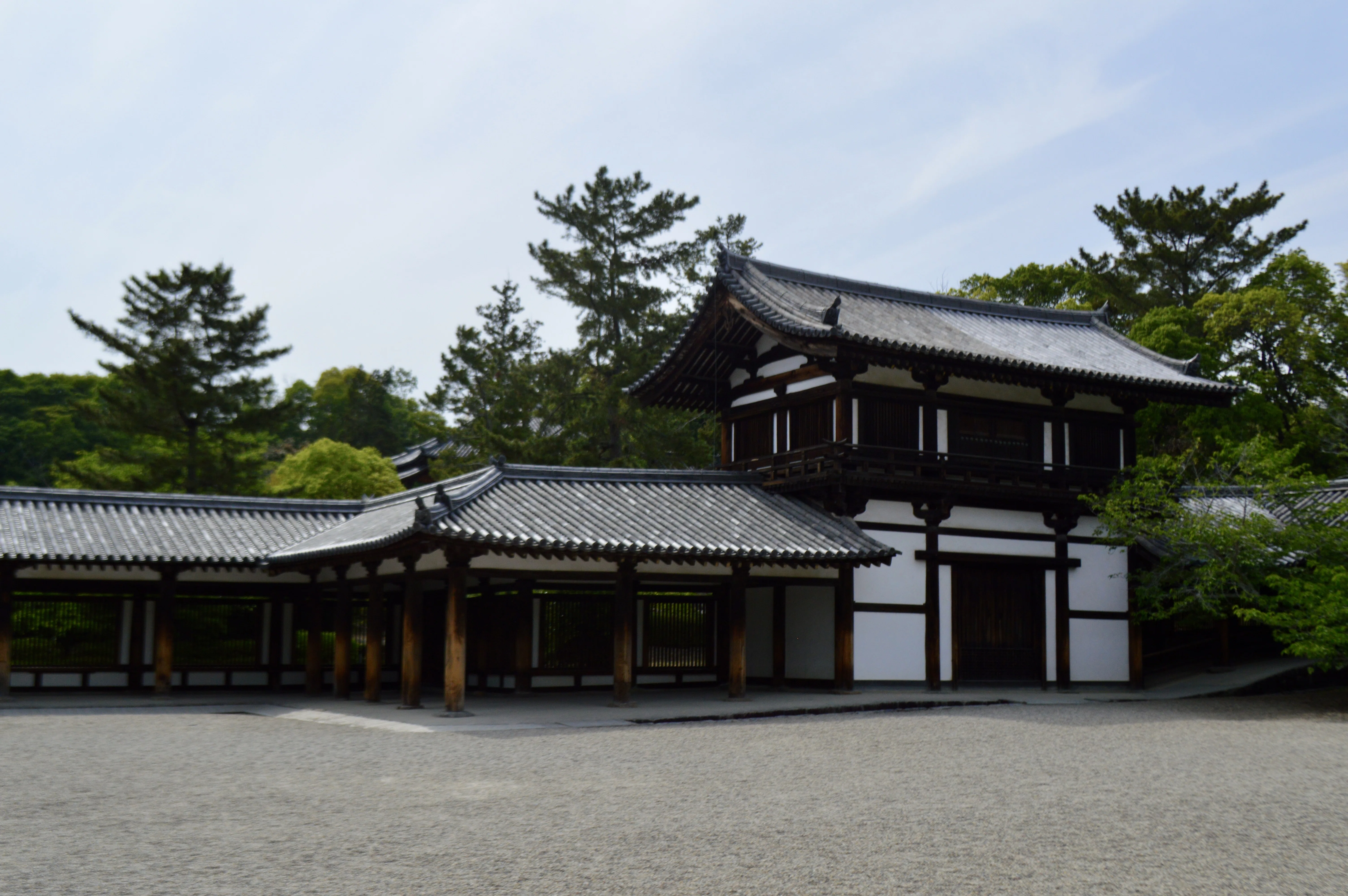 世界最古の木造建築に息づく飛鳥の美｜世界遺産・法隆寺｜Tomo＠旅と
