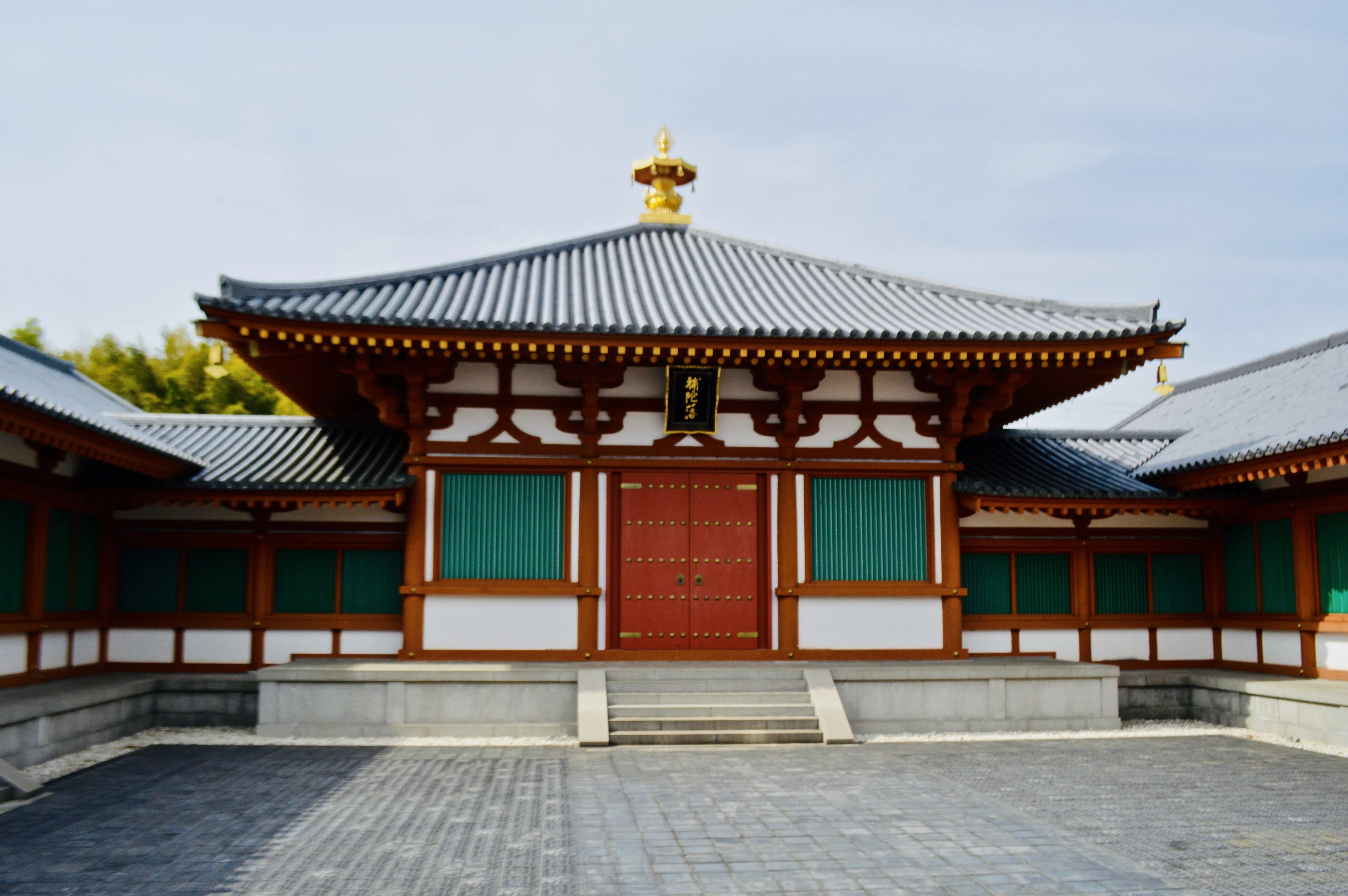 世界最古の木造建築に息づく飛鳥の美｜世界遺産・法隆寺｜Tomo＠旅と