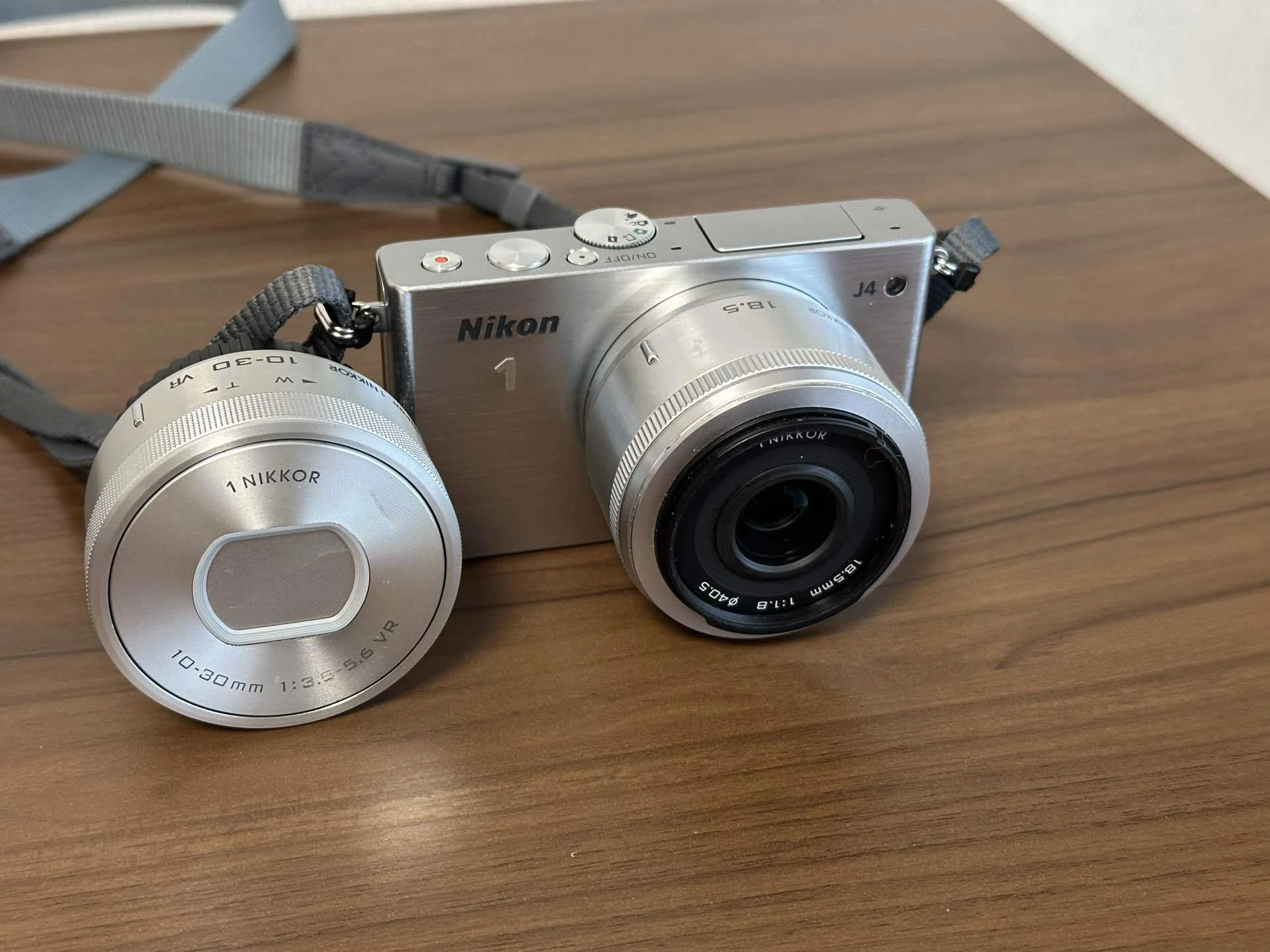 ミラーレス一眼 Nikon1J5+18.5mmf1.8+FT1 18.5mm f1.8レンズを勢いで買ってしまったので、ニコン1の良さを再考