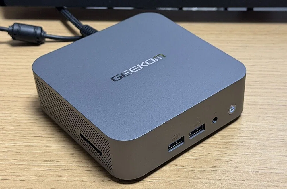 GEEKOM GT13 Pro ミニPC、Core i7-13620H、メモリ 32GBモデルが約11万