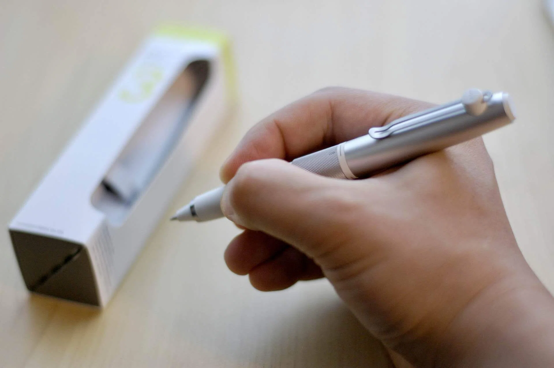 The Joy of Writing Has Increased] uniball ZENTO Signature Model