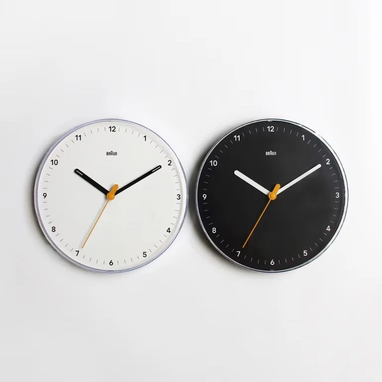 いい部屋には、いい時計がある。老舗