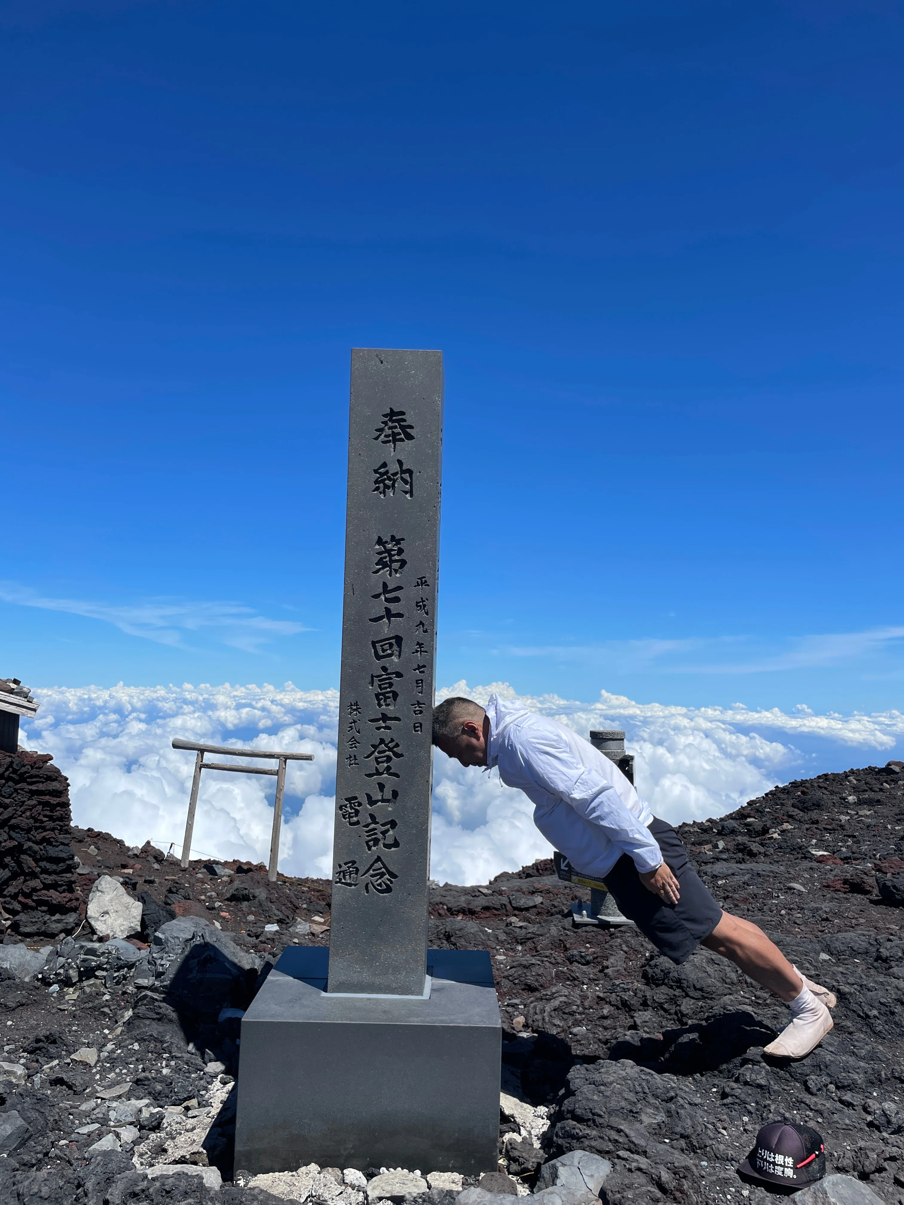 そろそろ富士山の季節が始まりますねえ｜シライワマサトモ