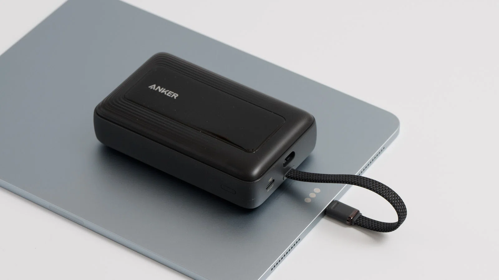 iPadにぴったりなモバイルバッテリーおすすめ5選｜Kazuya