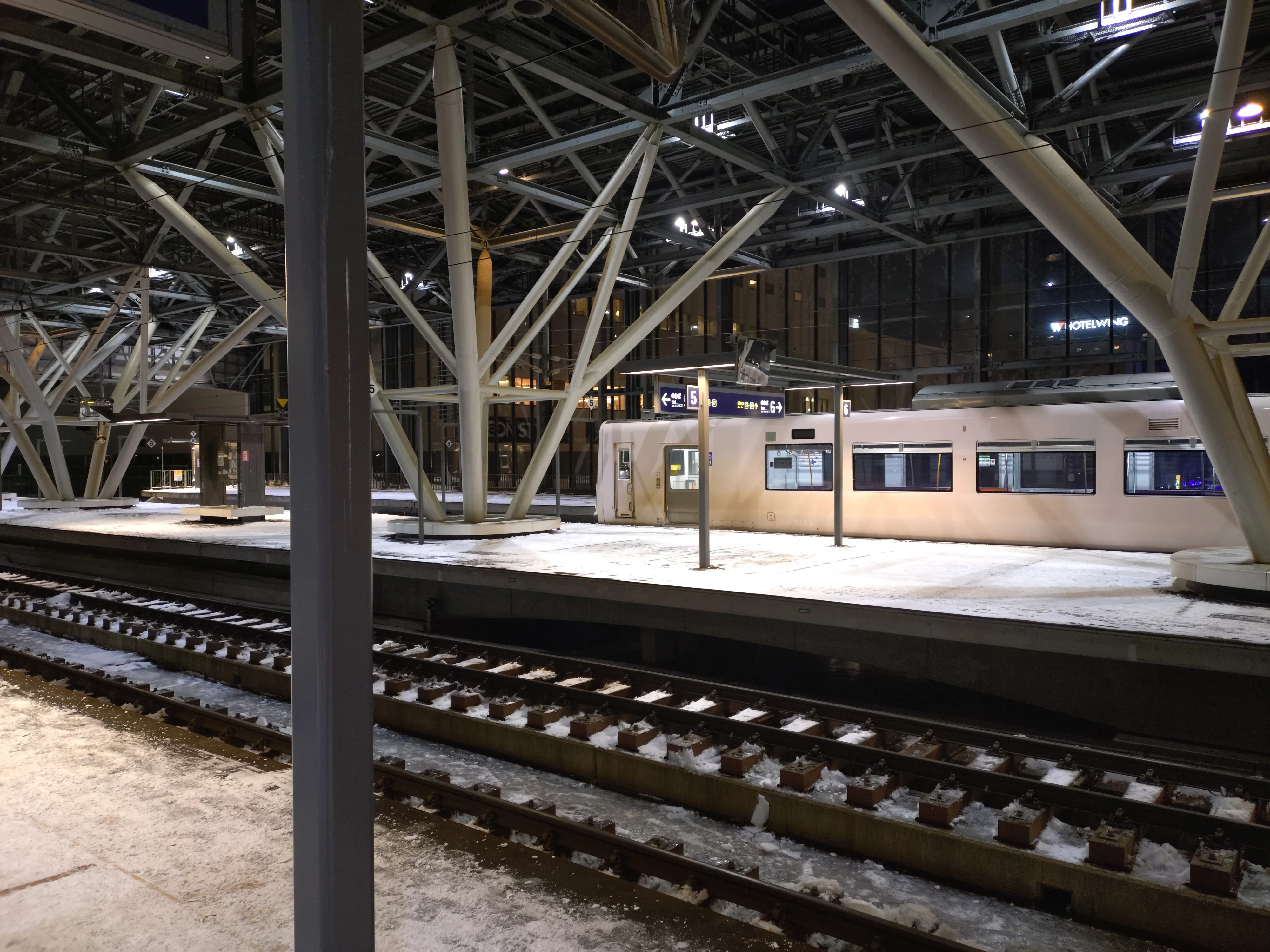 旭川駅は、旅を続けるための駅だった｜げじげじくん｜旅好きのアラフィフ