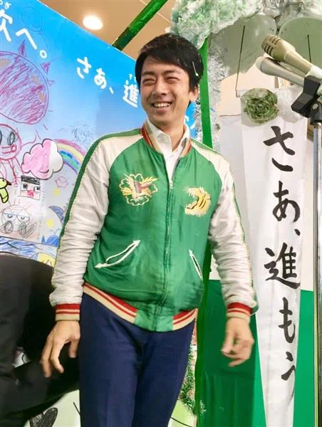 横須賀でスカジャンでも買うか、と思った時に見るNote｜AKIRA2019