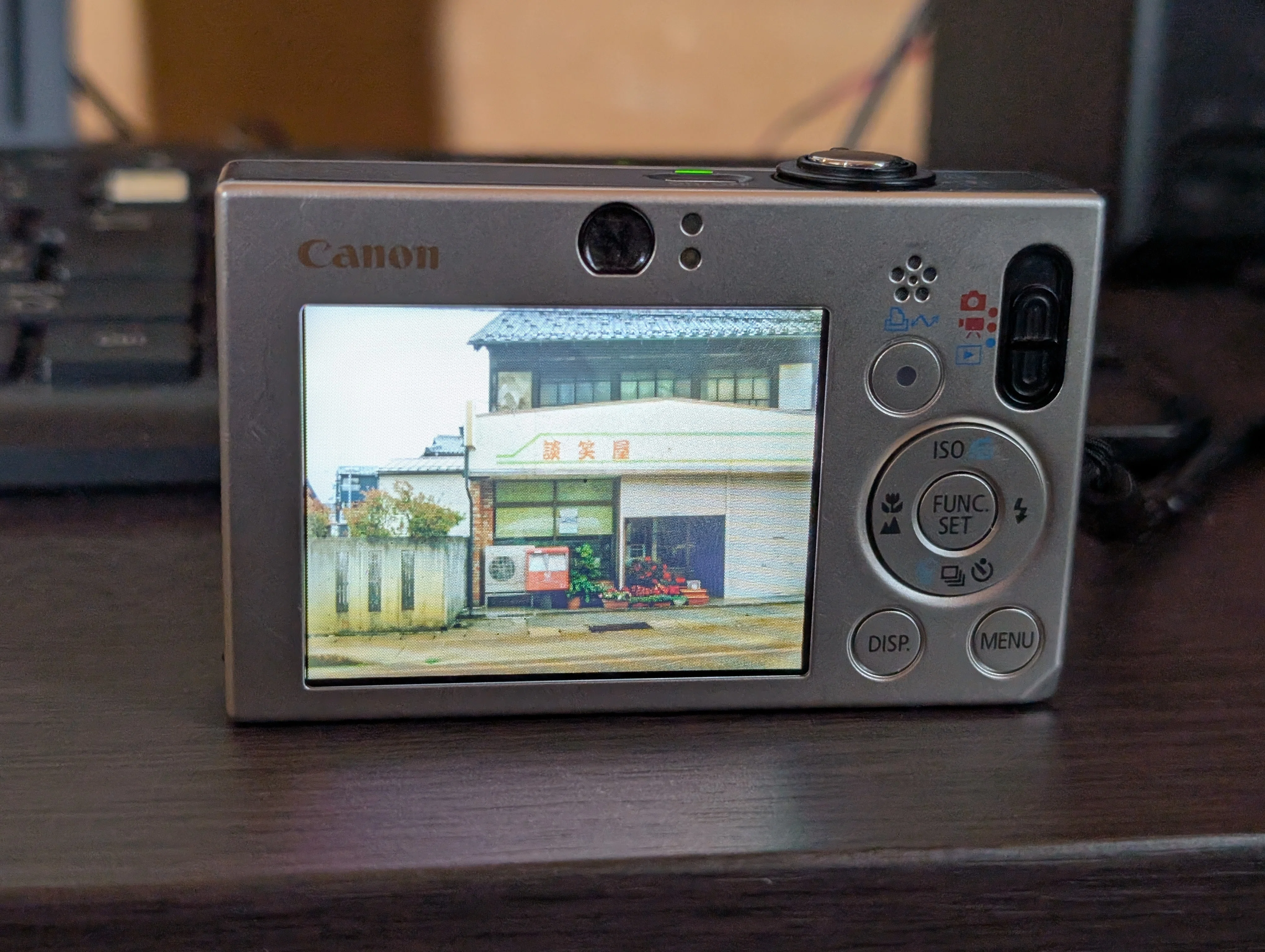 写真】 Canon IXY digital 10 /2007年発売で撮ってみました。（曇りの