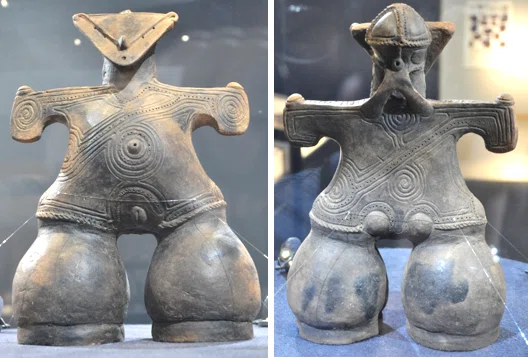 仮面土偶は魔物に対峙する縄文のプレ方相氏なのか？｜ヒデチャコ