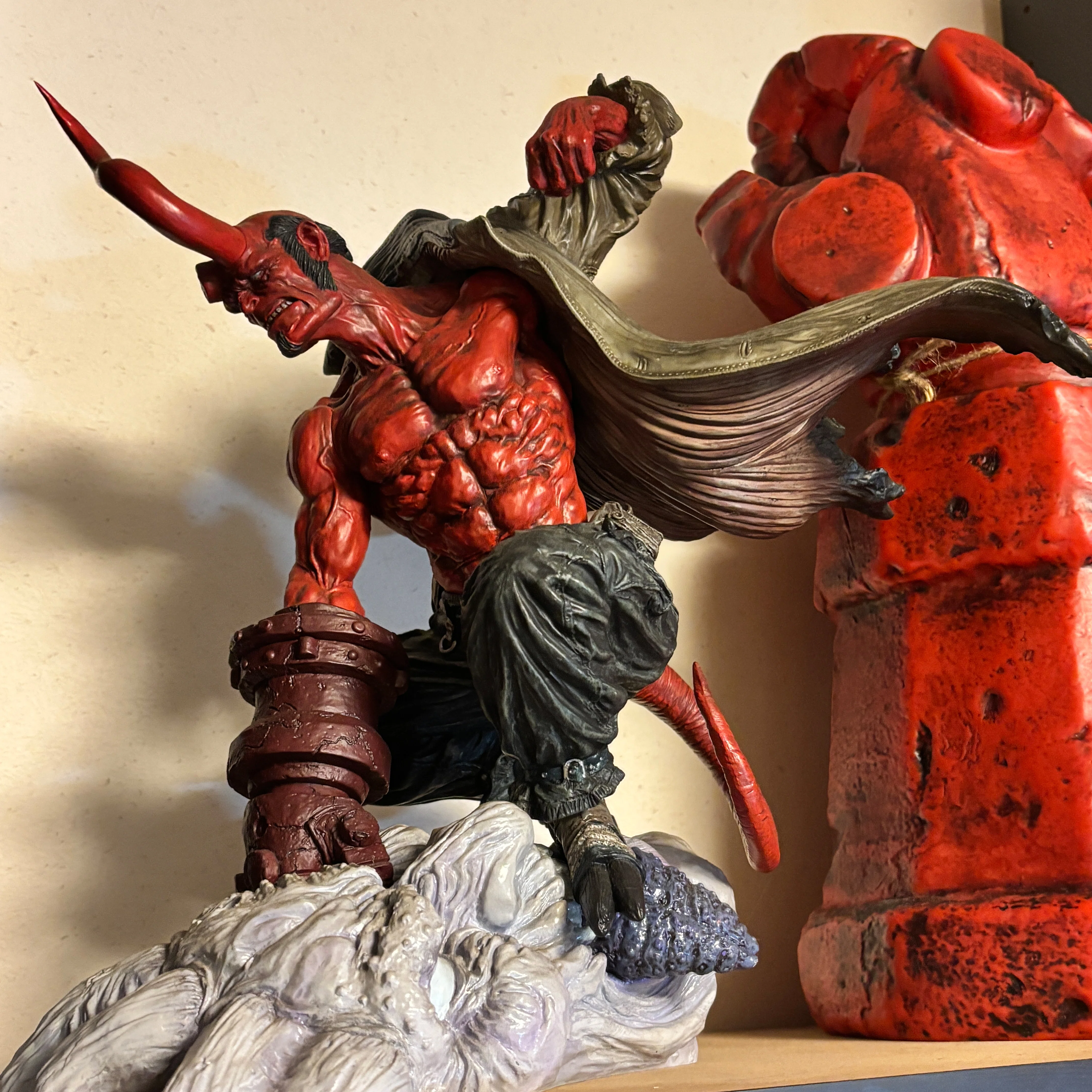Hellboy McFarlane Collector Edition #60 Platinum Chase レビュー