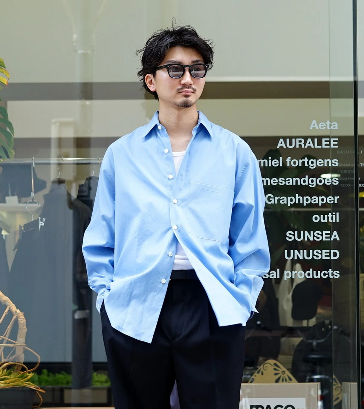 オーラリーの人気シャツ「WASHED FINX TWILL BIG SHIRT」レビュー