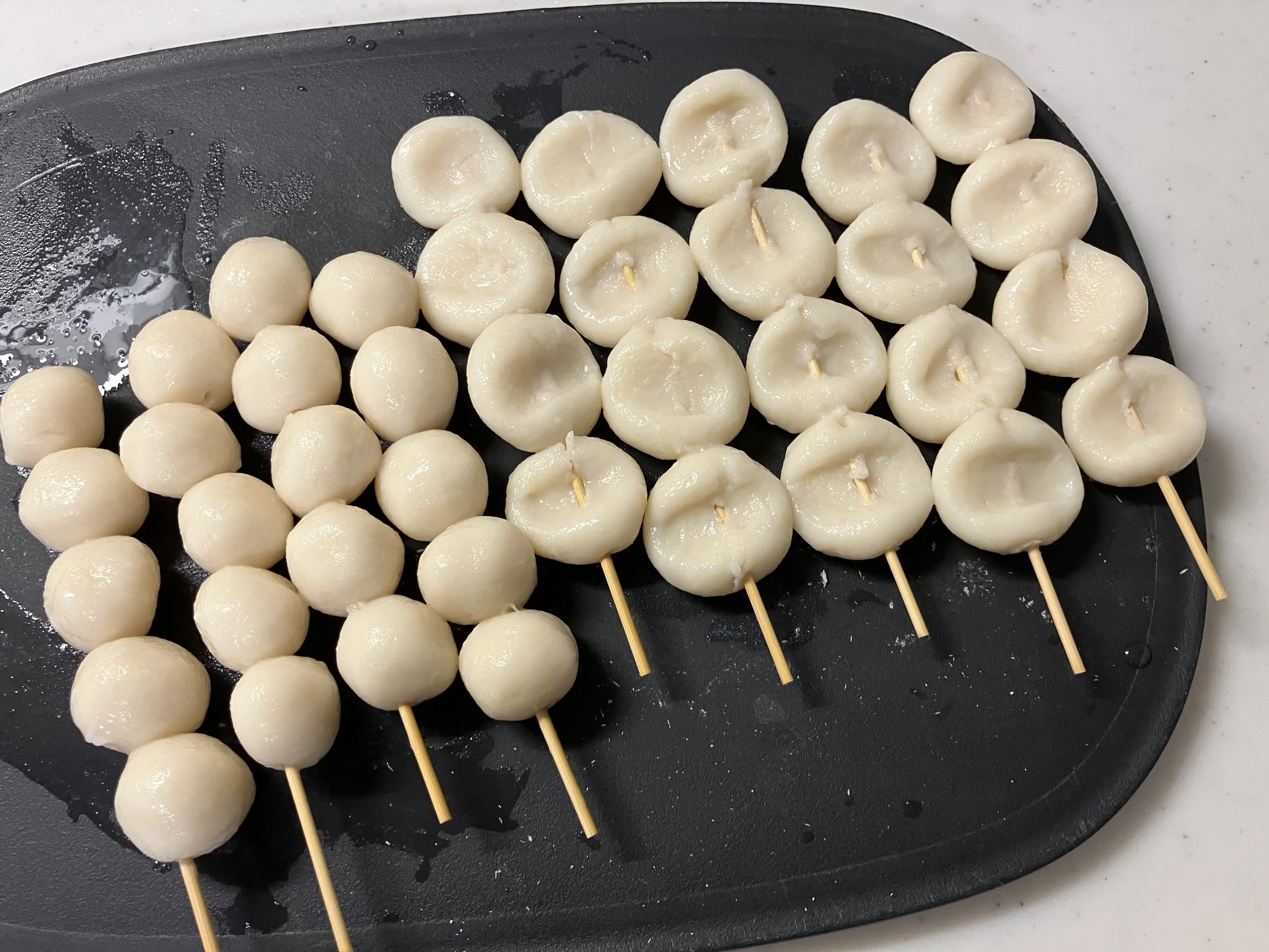 関東風のみたらし団子が食べたい！！！関西風の甘〜くてドロリとした