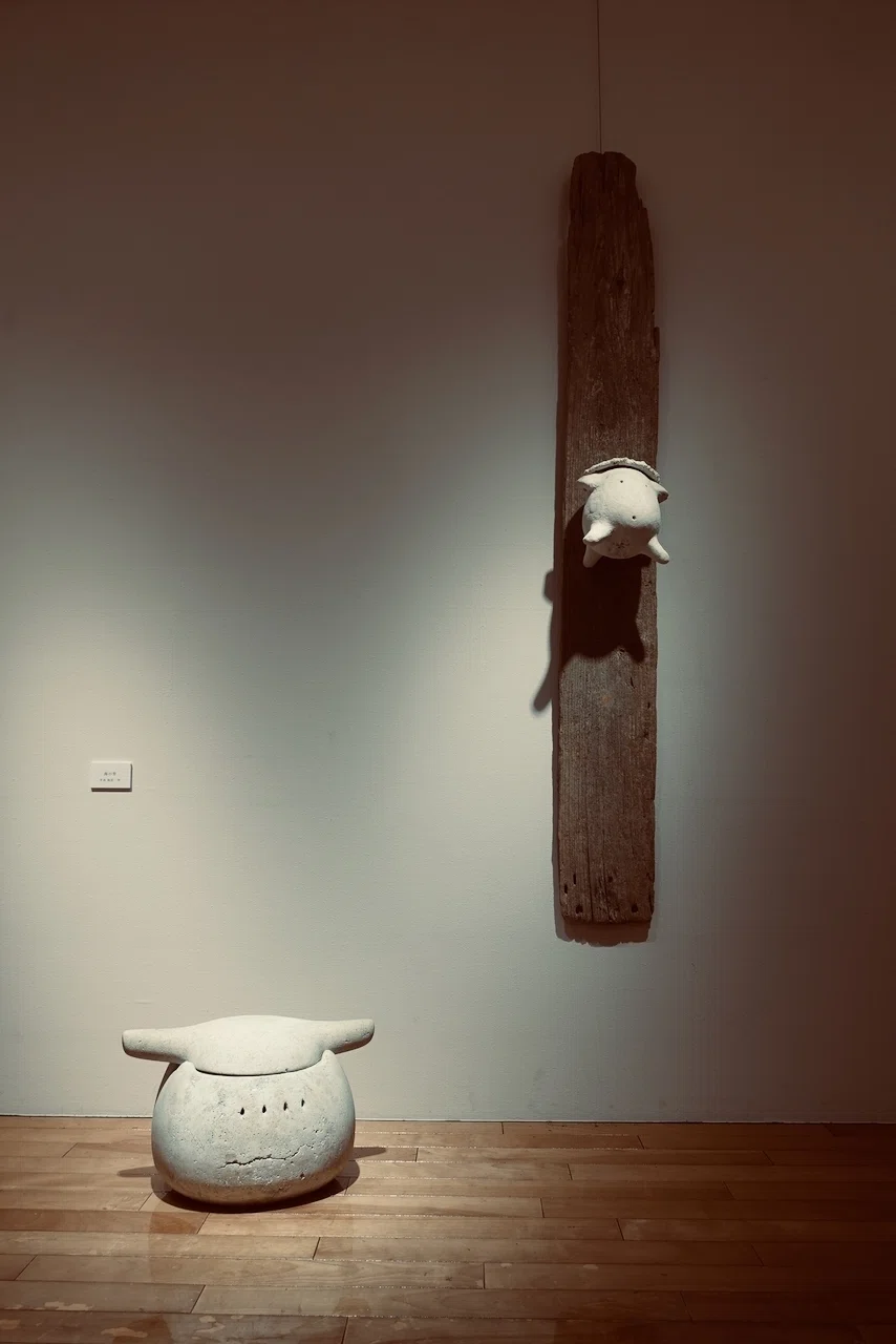 お出かけ◉沖縄厨子甕展「魂を繋ぐ器 現代作家による厨子」｜おもろ友の会