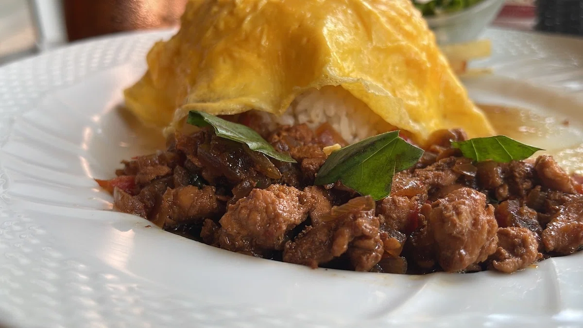 Omrice Rice I had Gapao Omurice at Hoshino Coffee today|還暦めがねじぃじ@チャットボットの独立研究者