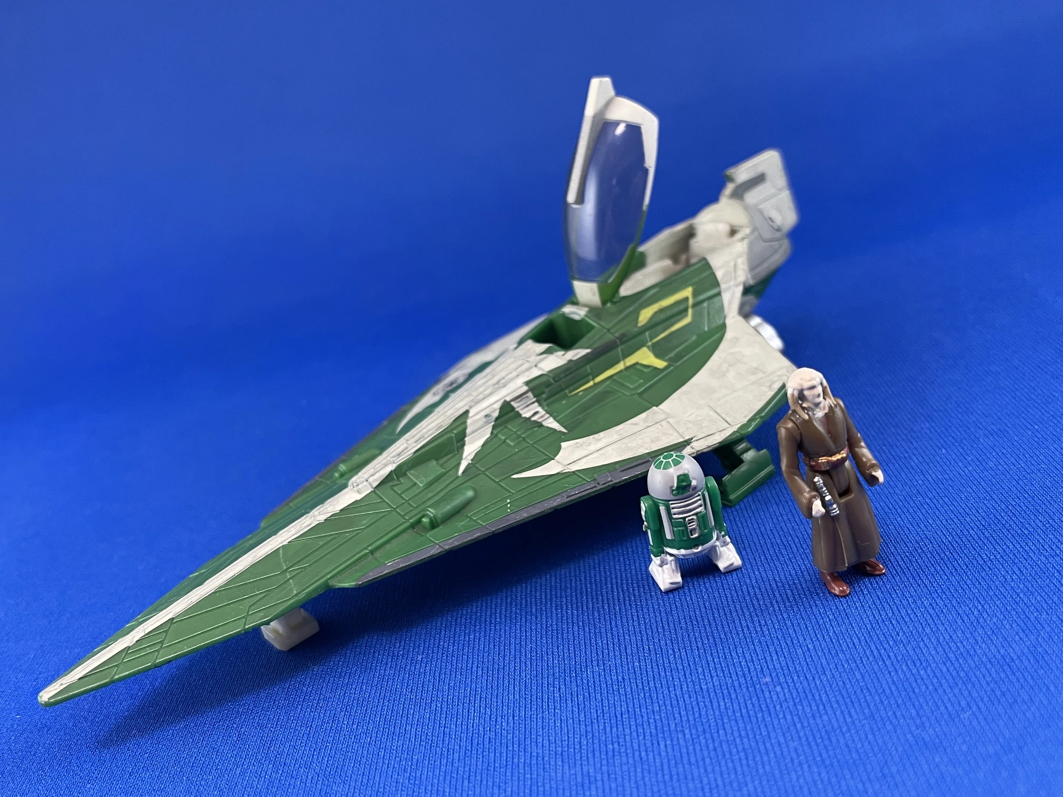 ハズブロ スターウォーズ 30th サシー・ティン ジェダイ スターファイター ジェダイ最強の戦闘機乗り】Micro Galaxy Squadron サシー・ティンの