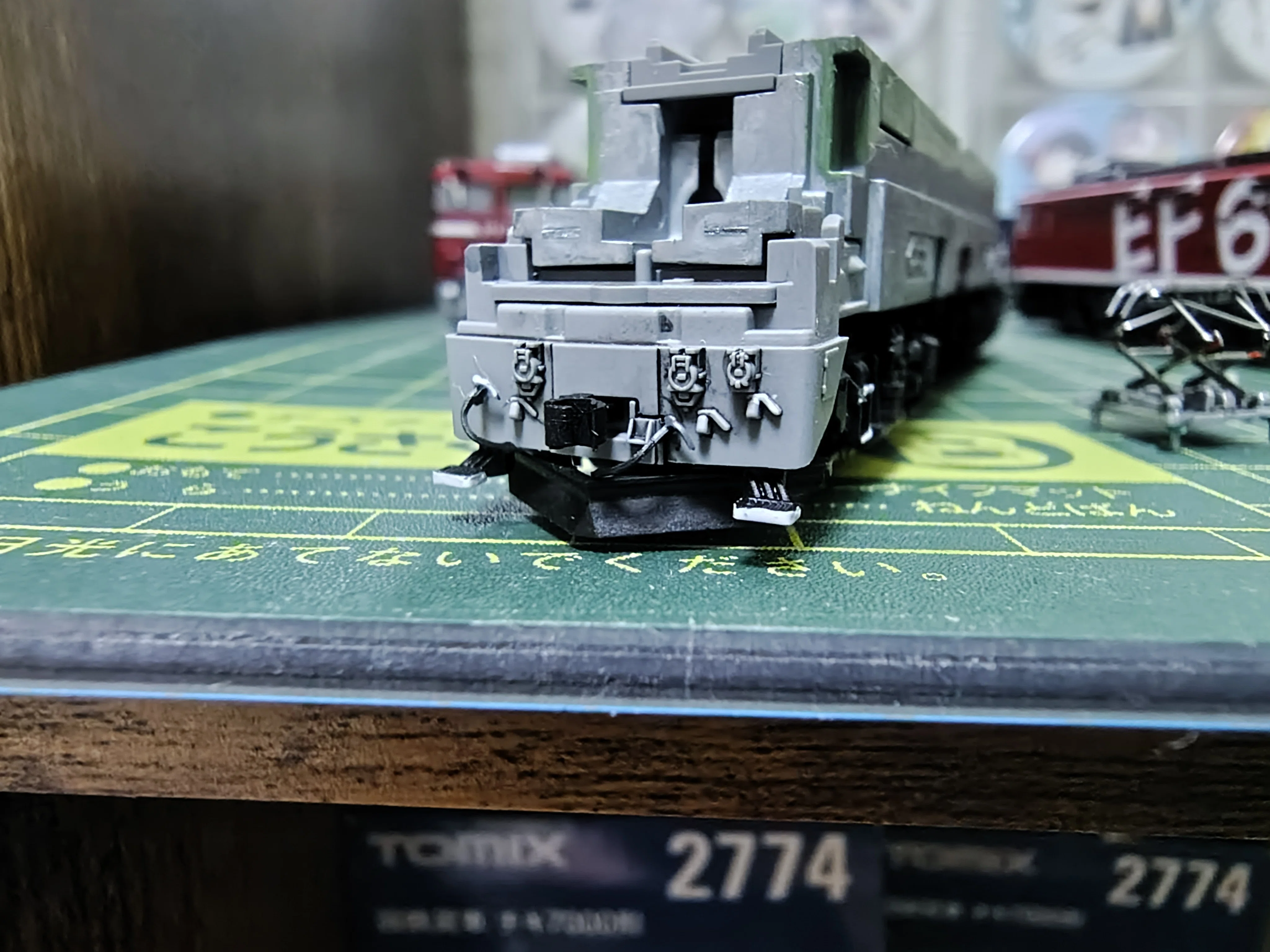 模型加工] TOMIX 2113 EF65 (1118号機)を弄る｜さもこう
