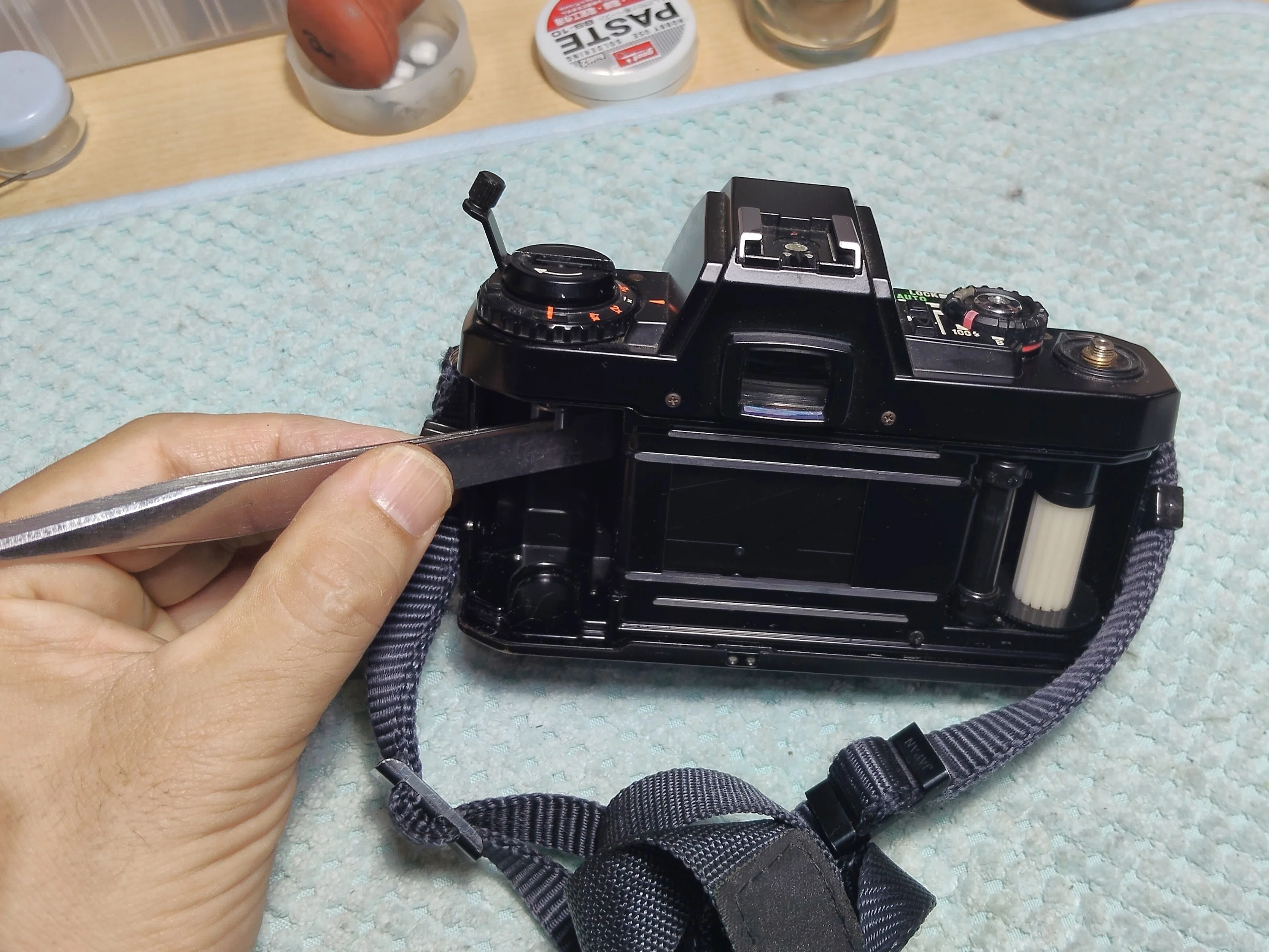 Pentax Program Aの分解｜フィルムカメラ修理のアクアカメラ