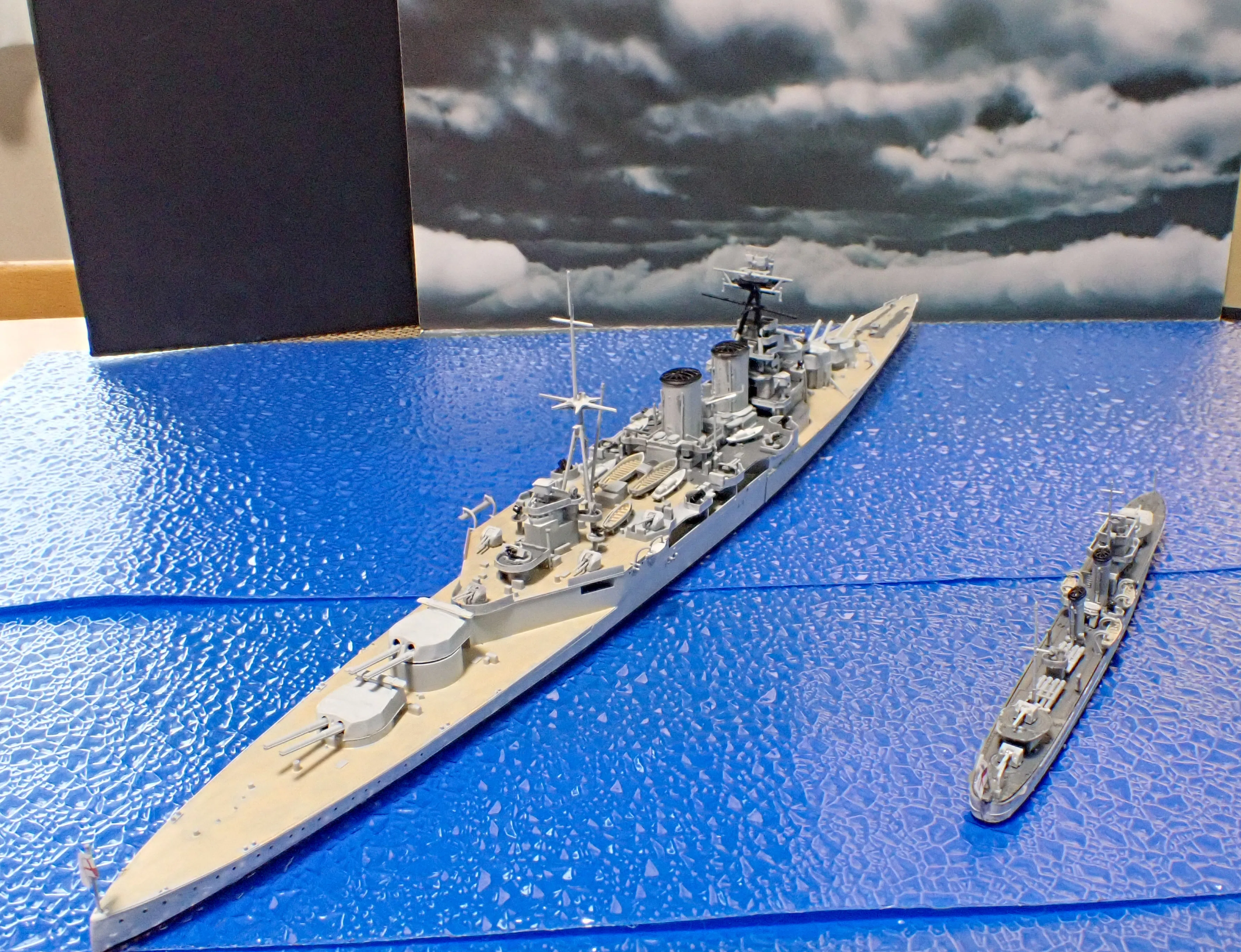 1/700 ウォーターラインシリーズ タミヤ イギリス巡洋戦艦 フッド