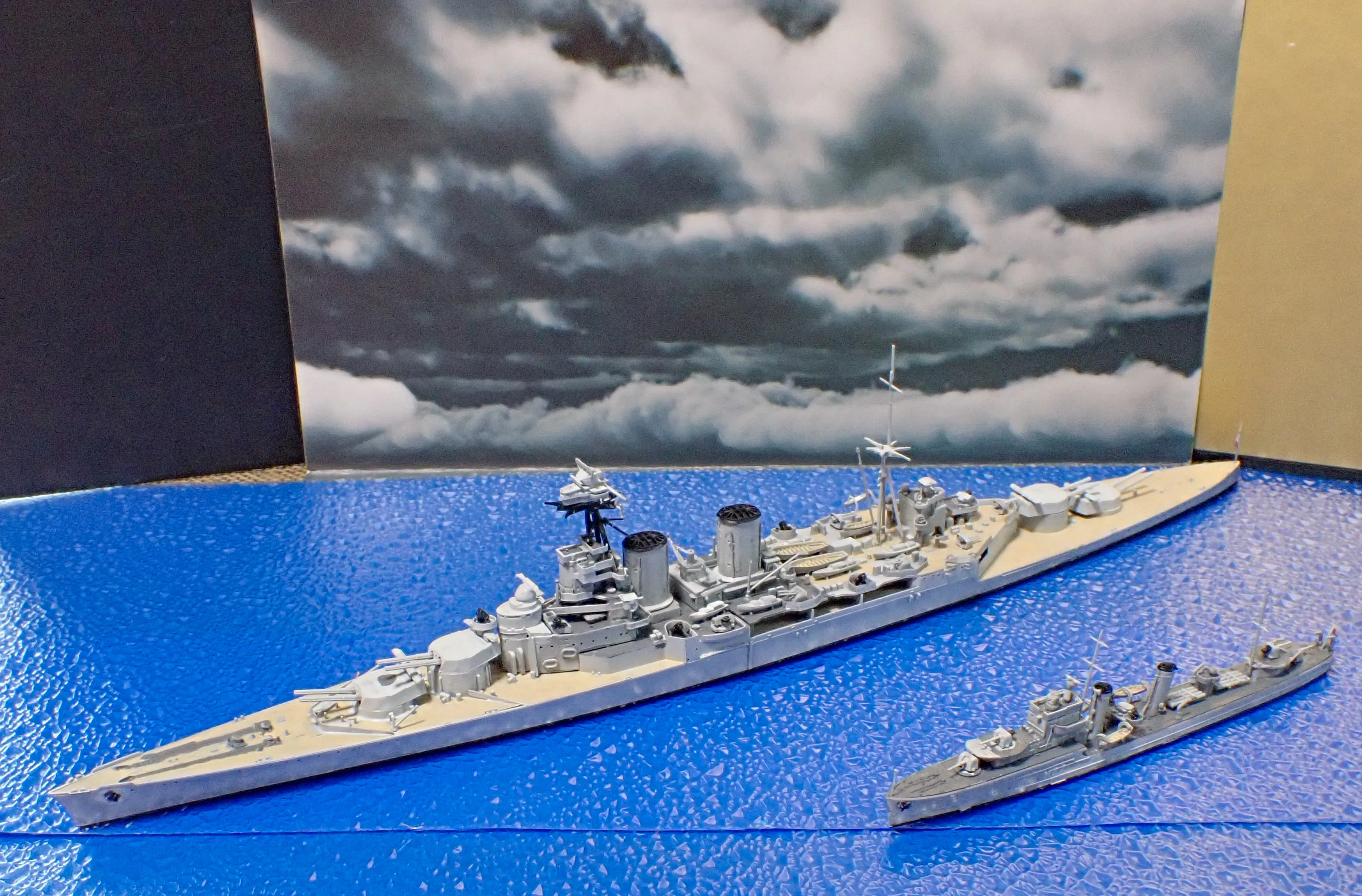 1/700 ウォーターラインシリーズ タミヤ イギリス巡洋戦艦 フッド