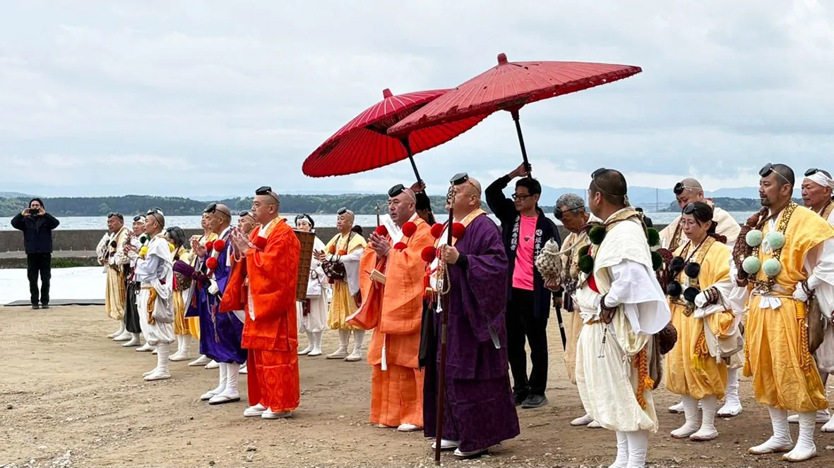 能登半島地震】復興願う柴燈大護摩 能登半島フェスに僧侶協力｜文化時報社