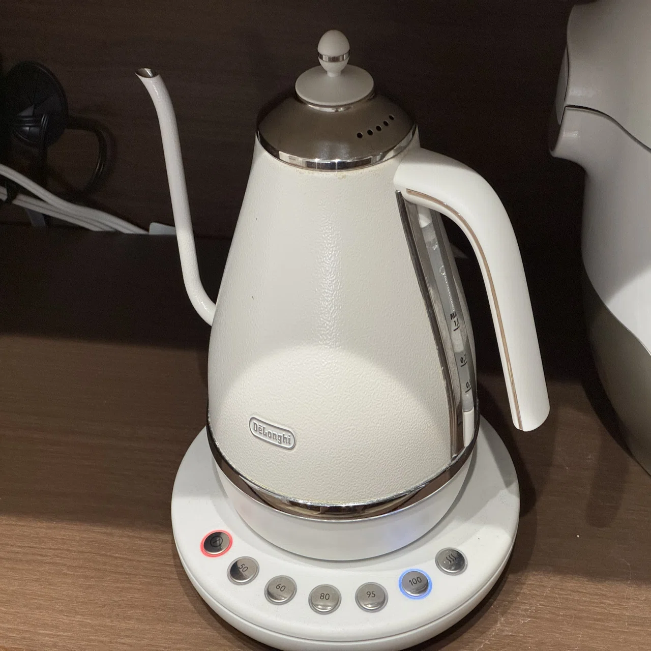 デロンギの電気カフェケトル アイコナを数年使い続けて｜りおつ