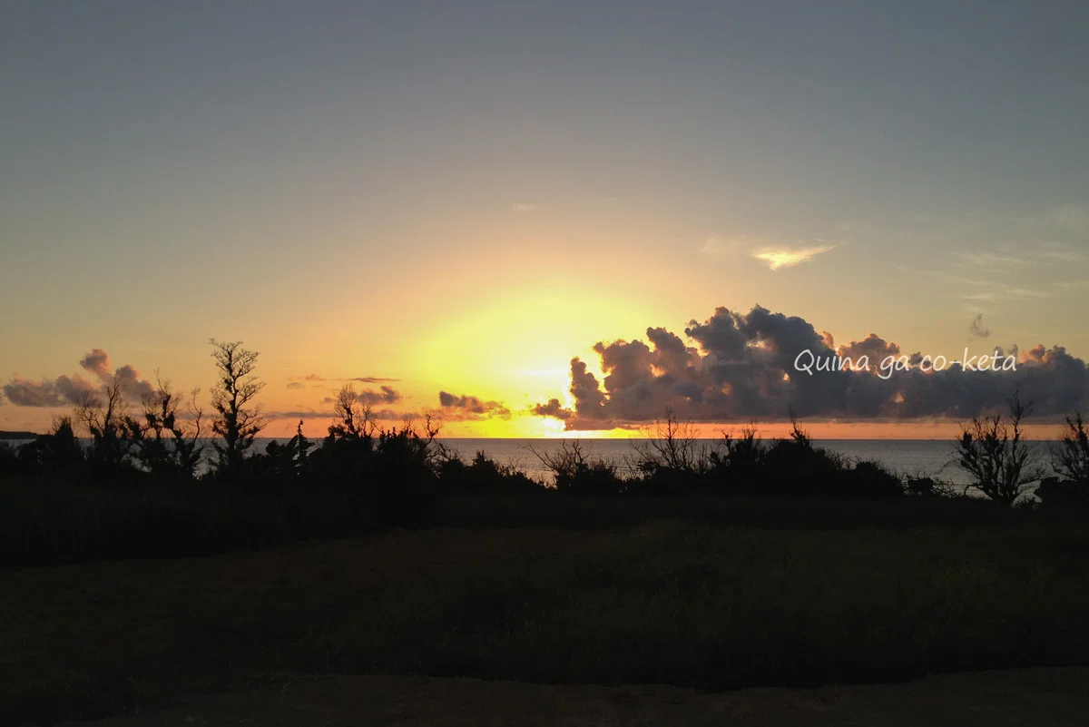 海に沈む夕日