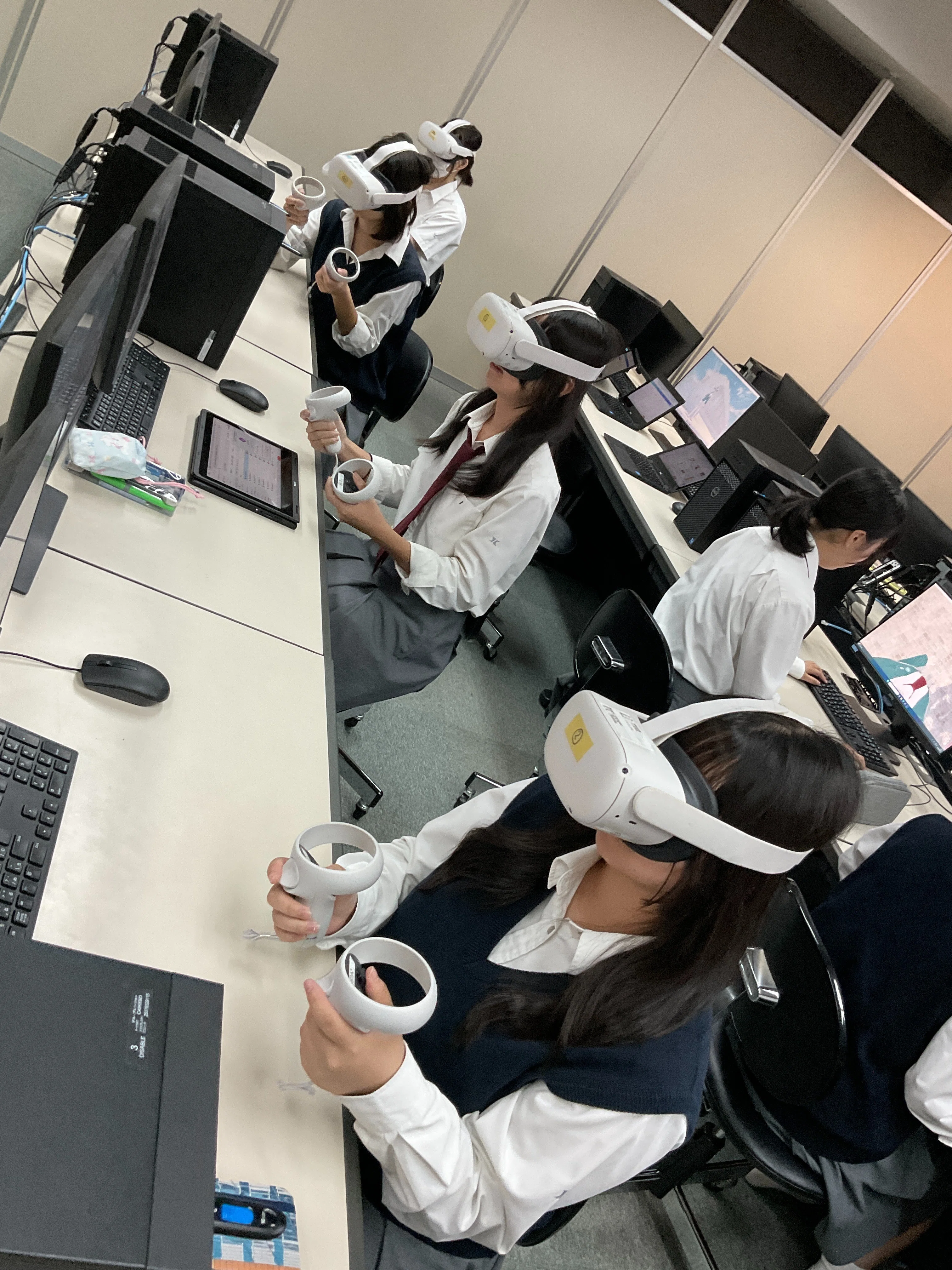 clusterが広げる教育の可能性、大阪府立工芸高等学校の実践と展望