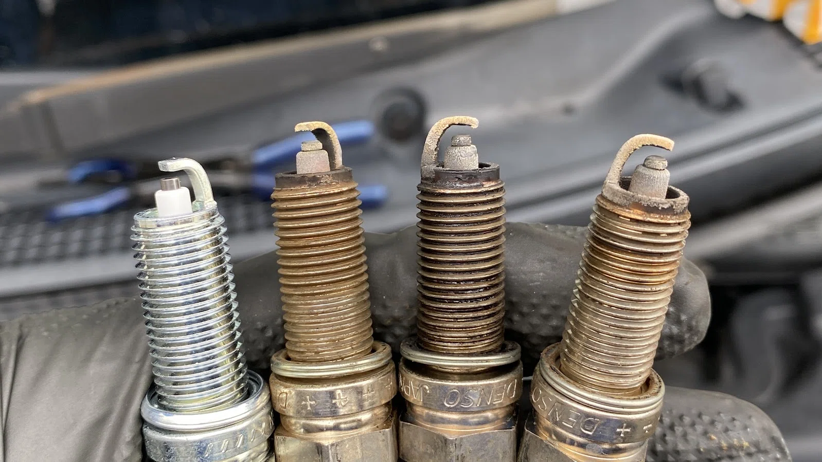 Tanto L375S Spark Plug Replacement: On-site Repair for Check Engine ...