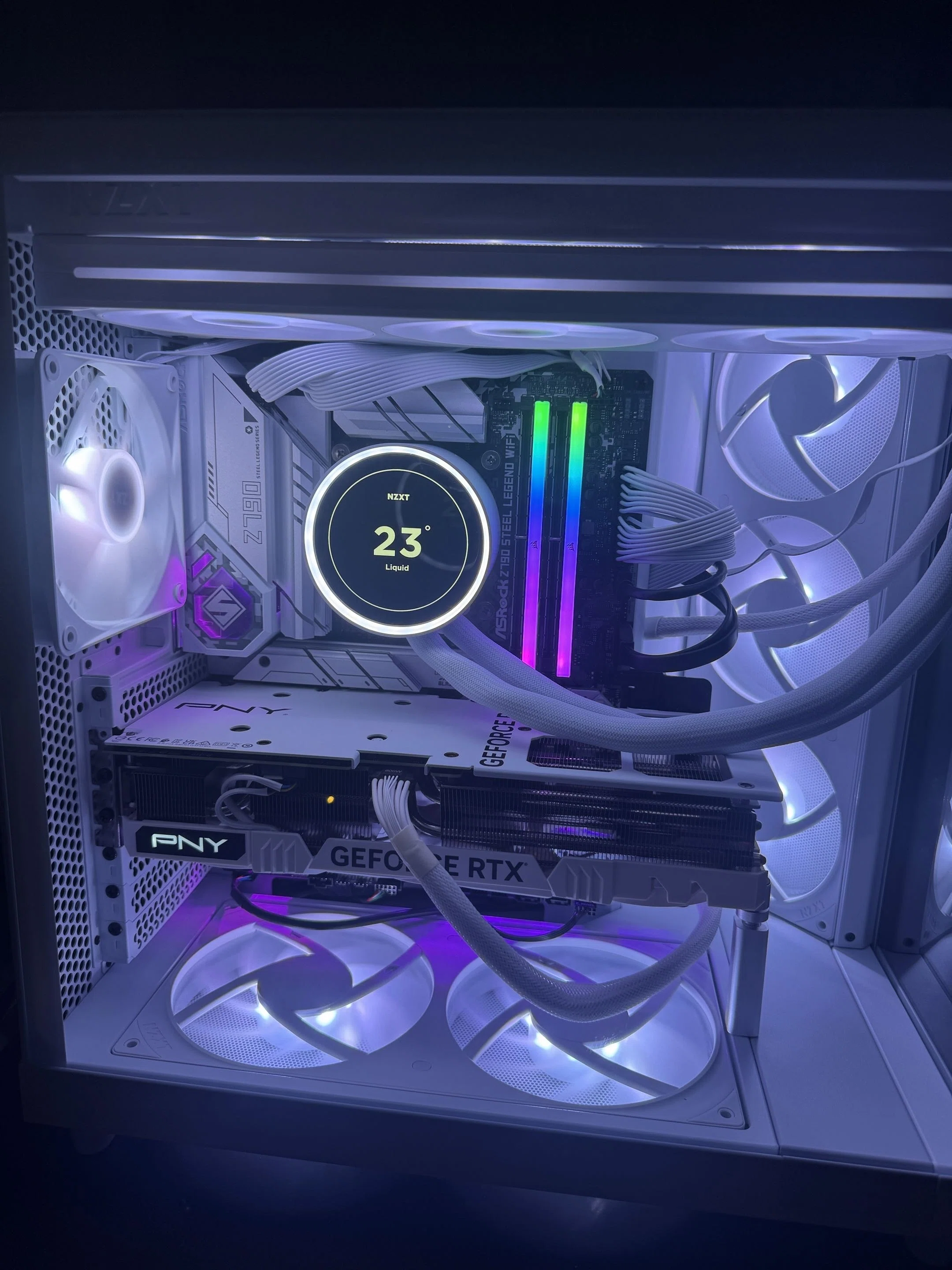 [Memo] Extremely satisfied with my first custom build! My carefully ...