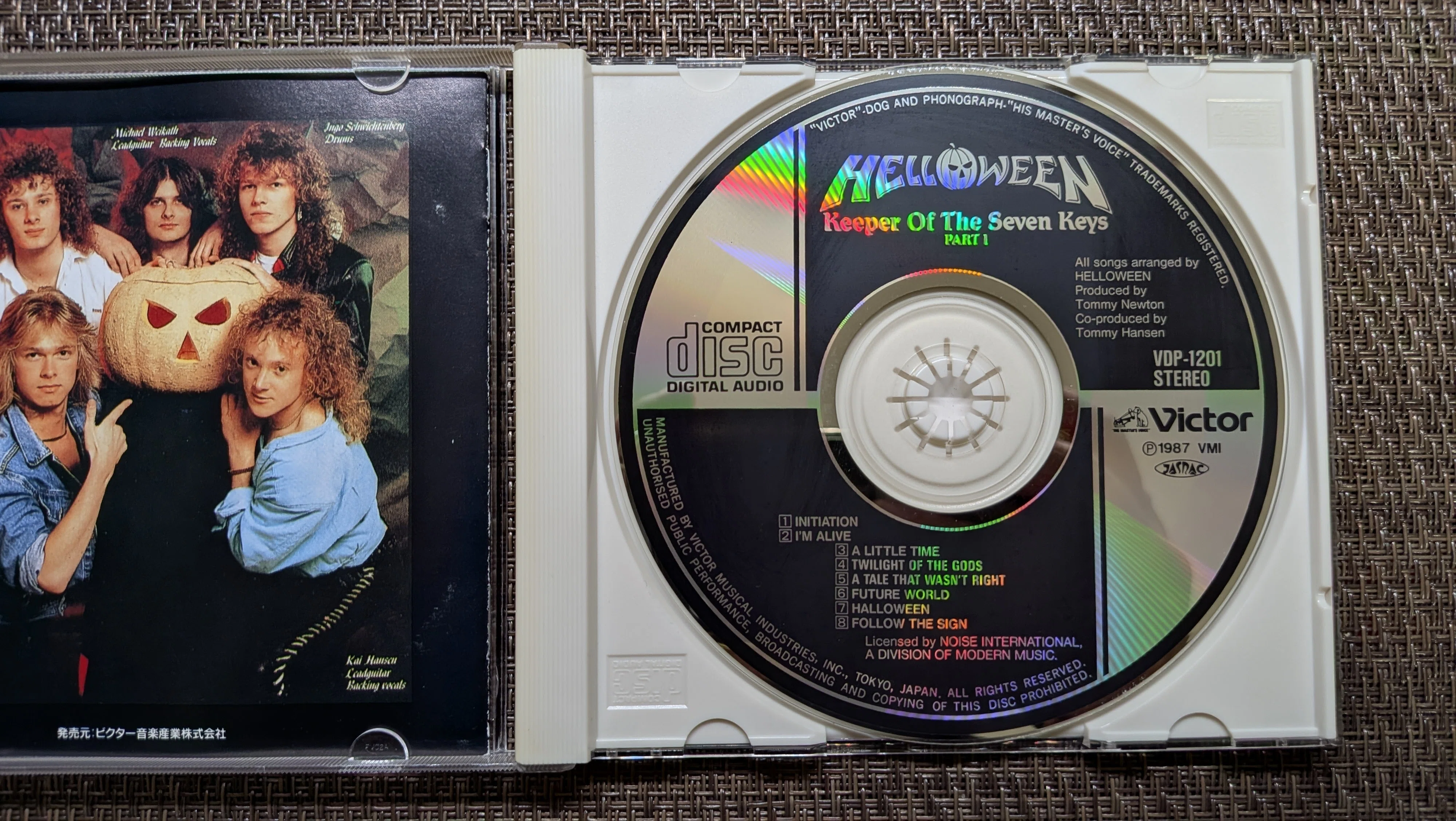 HELLOWEEN】 Keeper of the Seven Keys, Part I. 七つの鍵の守護者