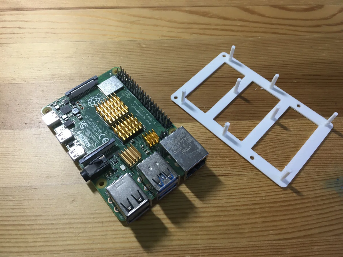 [3D Printing] Raspberry Pi 4 Stand｜読書ナリ（dokushonary）