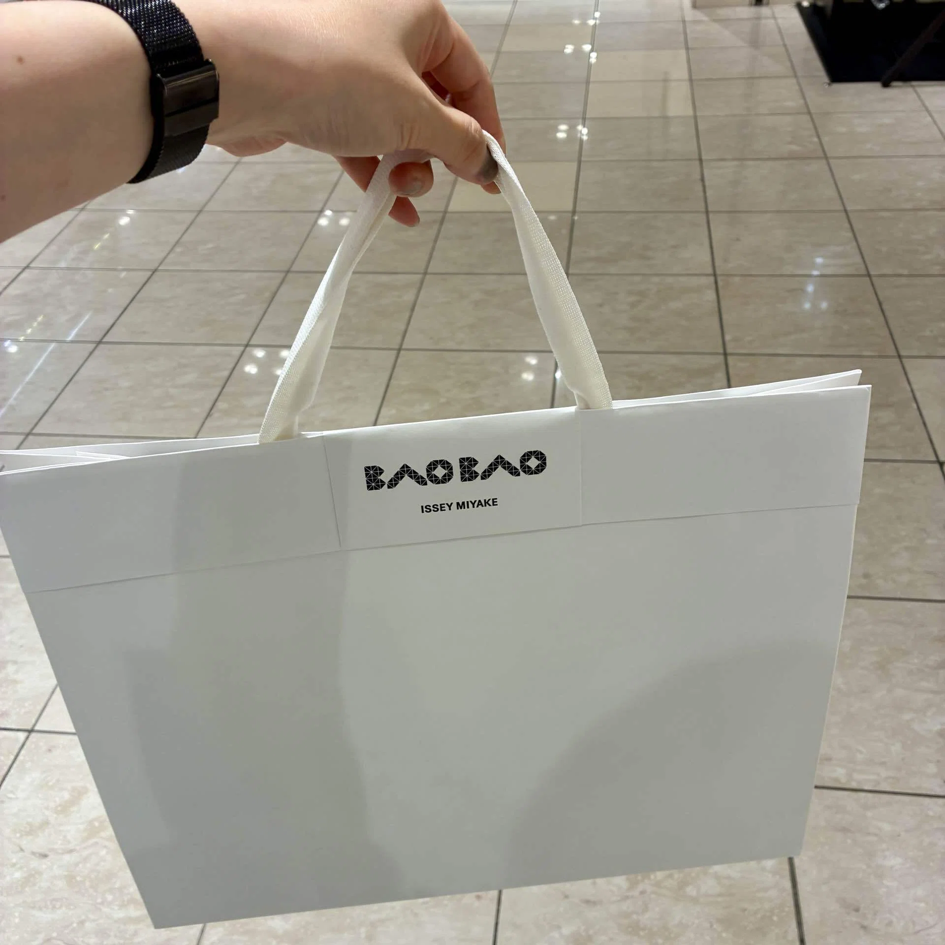 光の風が駆け抜ける? 〜BAOBAO「WARP」を買いました〜｜しきこ