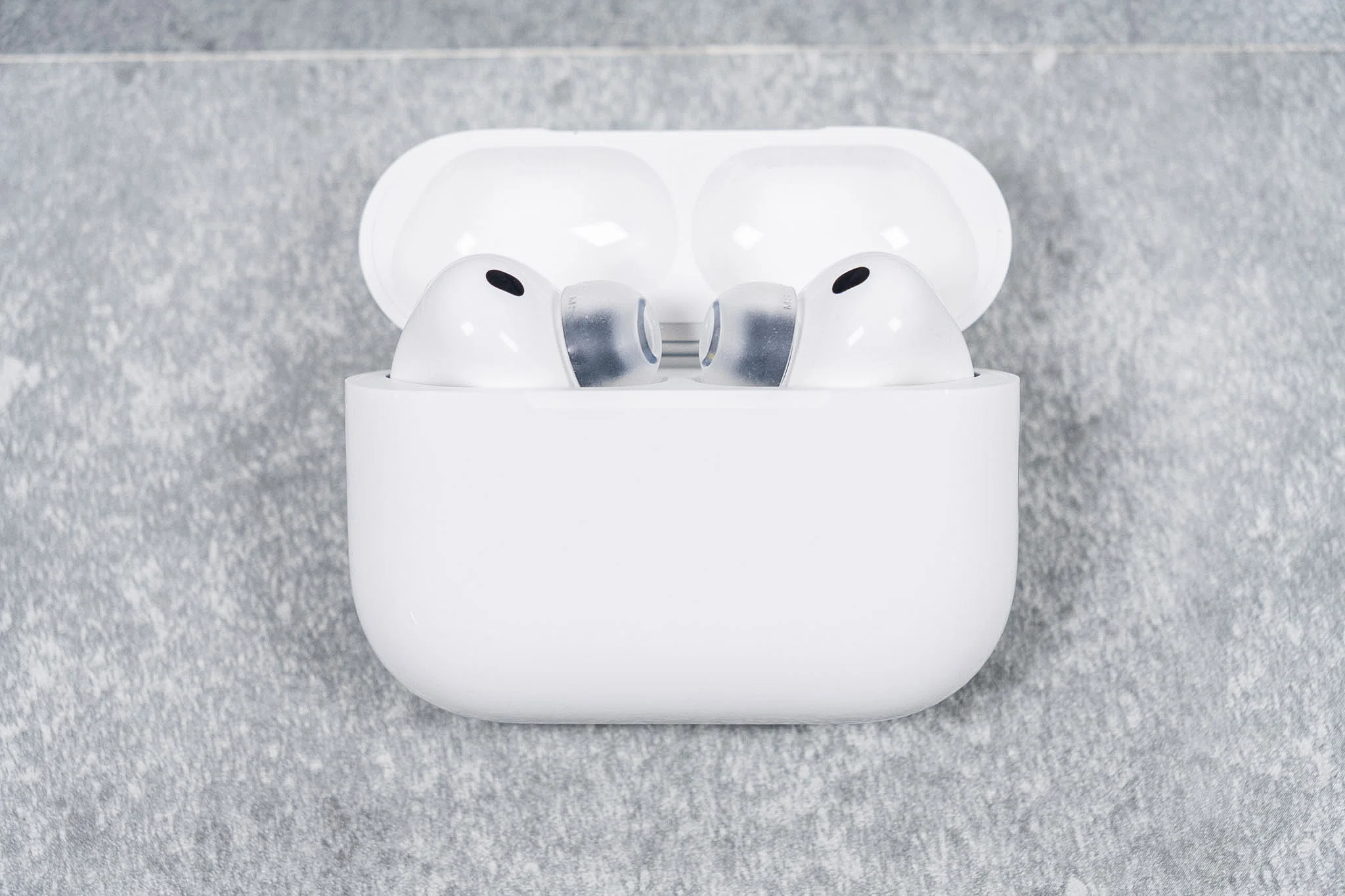 AirPodsの現行モデルが全部揃ったので比べてみた。使い分けを模索中