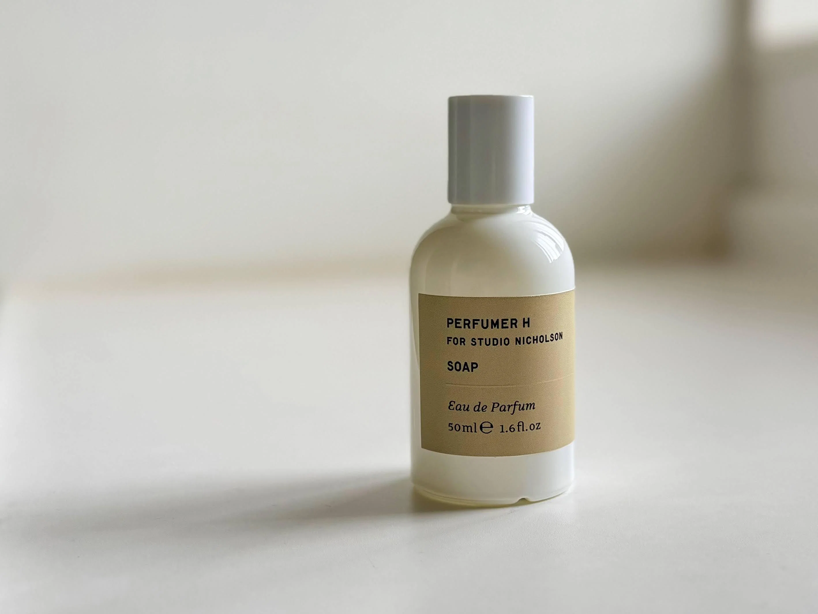 Perfumer H | Soap 。肌の温度を覚えていく白｜kaz-san