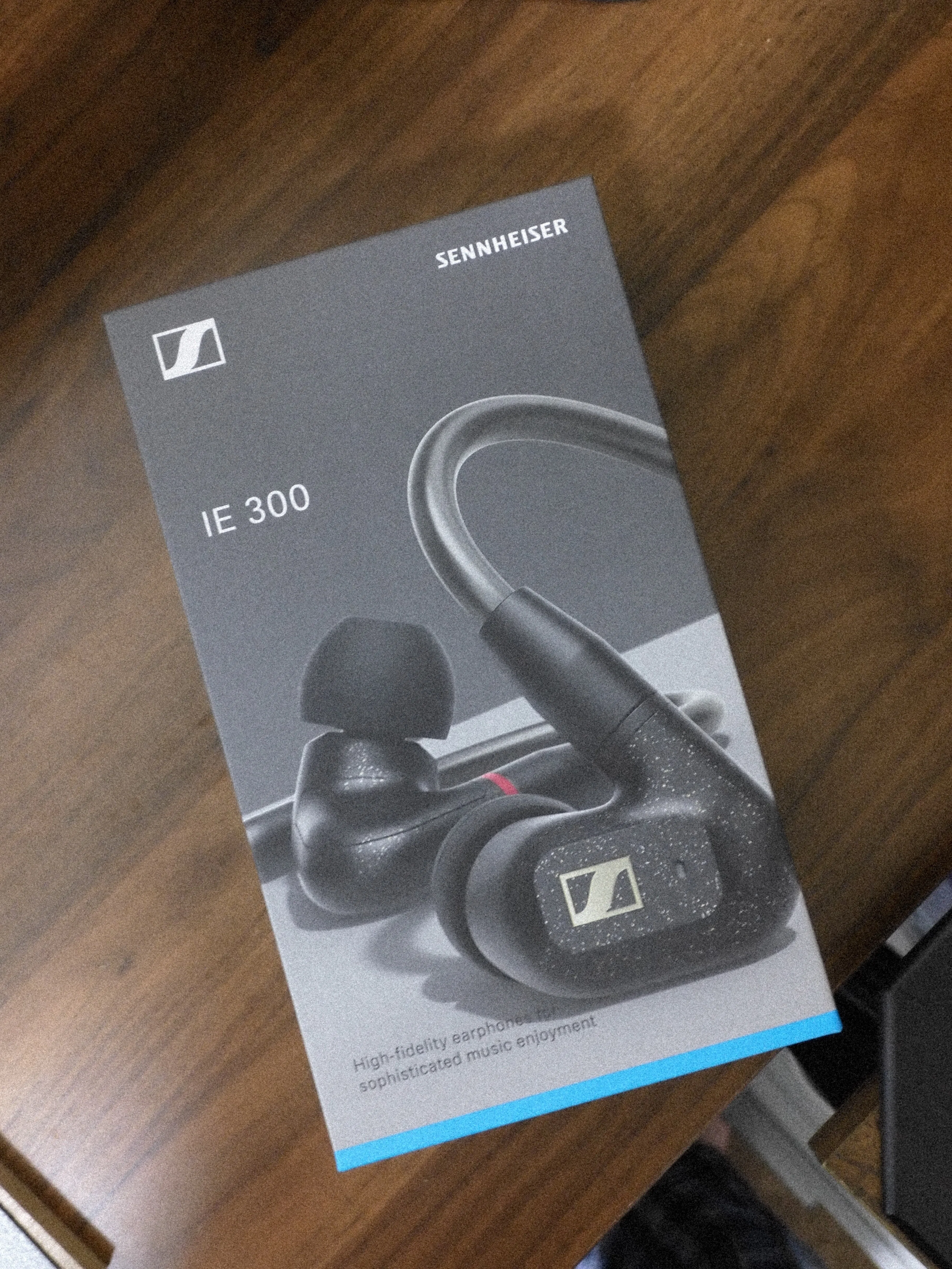 ゼンハイザー IE300 ファーストインプレッションレビュー｜IE200愛用者