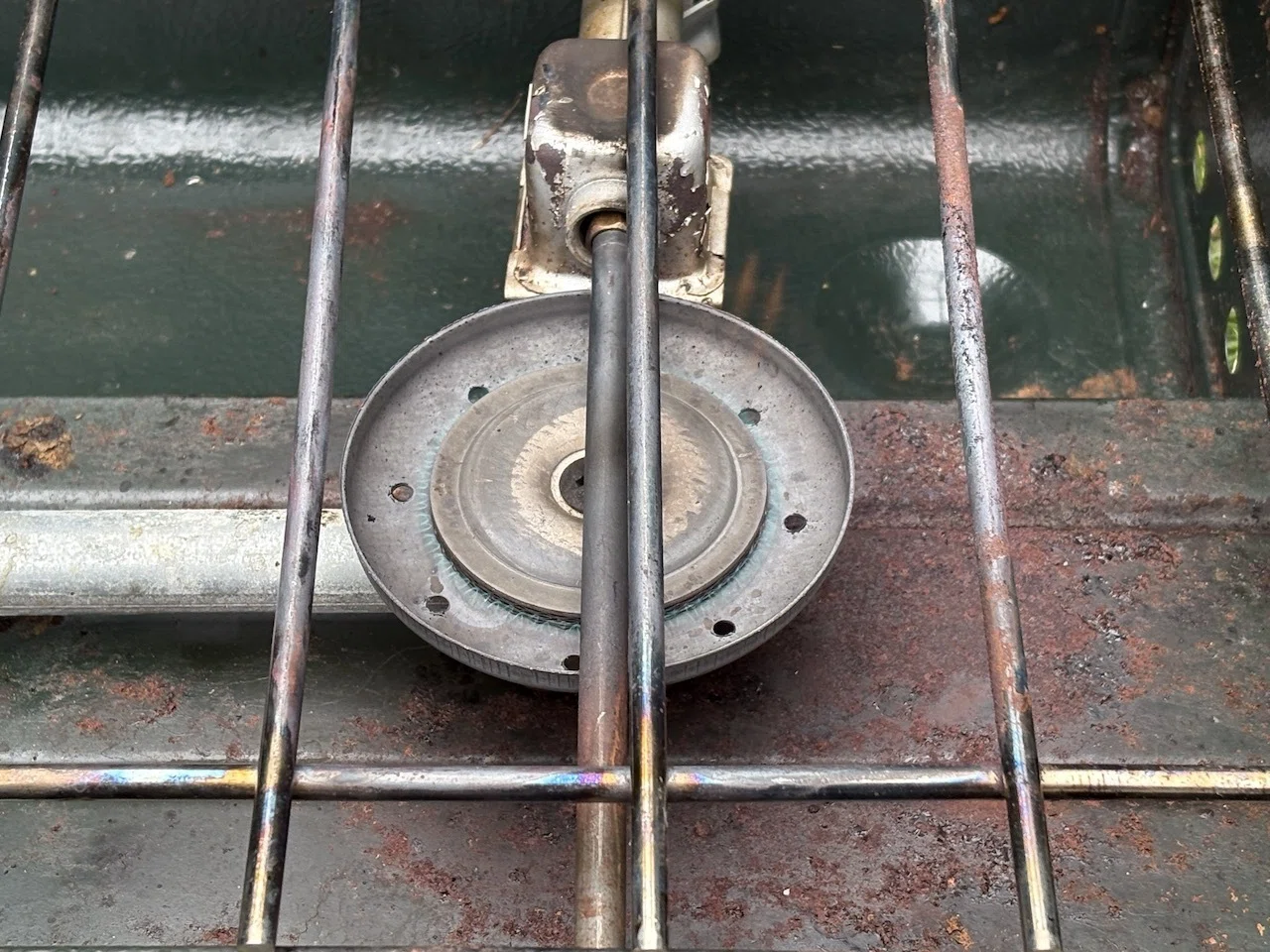 何十年ぶりの目覚め！ Coleman 413Hをメンテしてみた｜Tinkerer's Notebook
