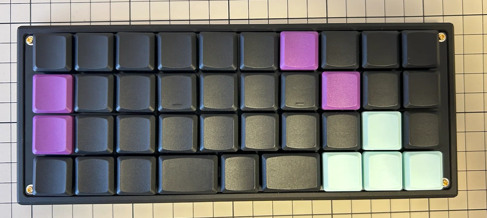 自作コンポーネントNo6/モダーンタイプ 40Plusという自作キーボードを作ったよ｜Kz
