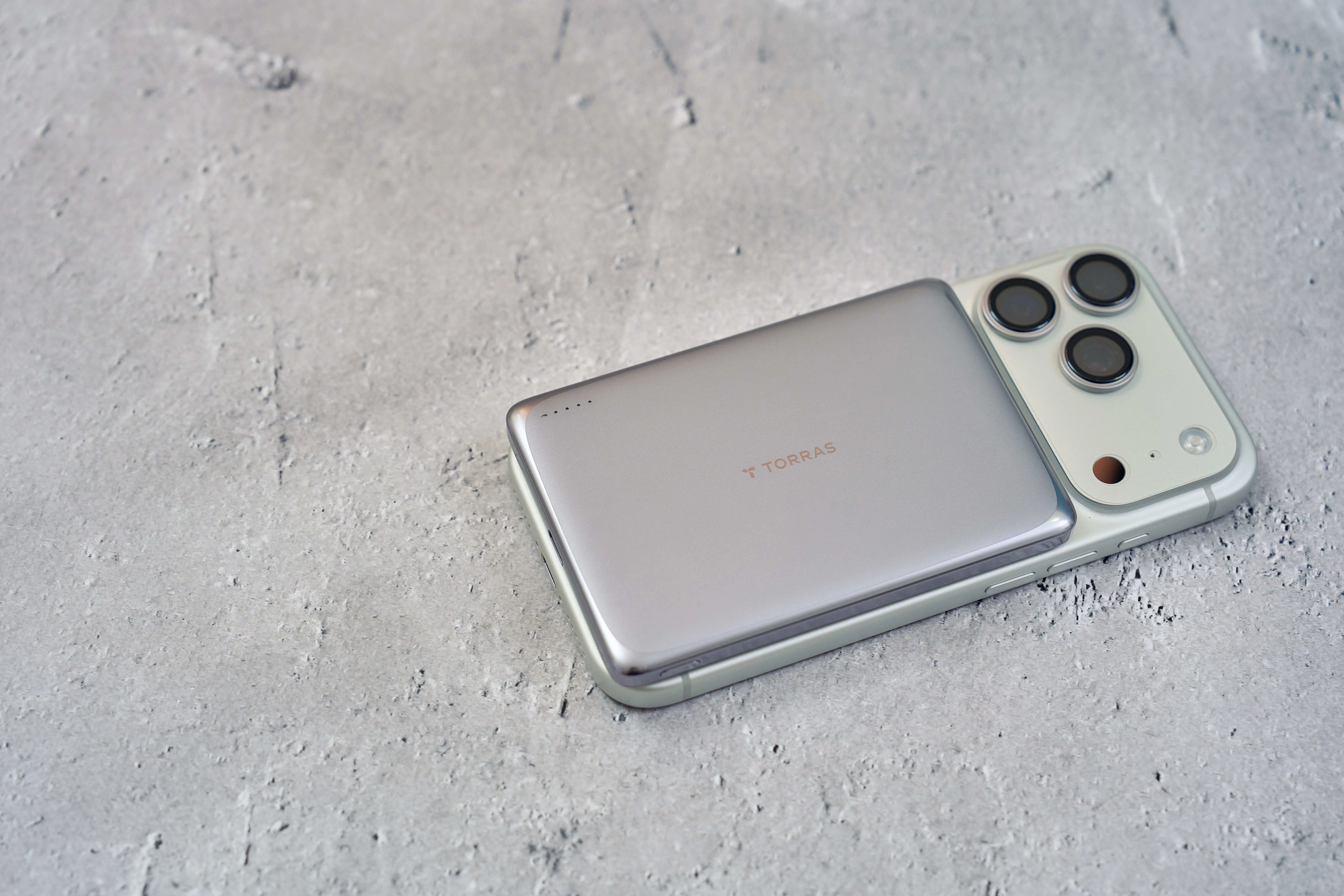 TORRAS MiniMag Pro 5000mAh・10000mAhレビュー | 半固体電池の薄型
