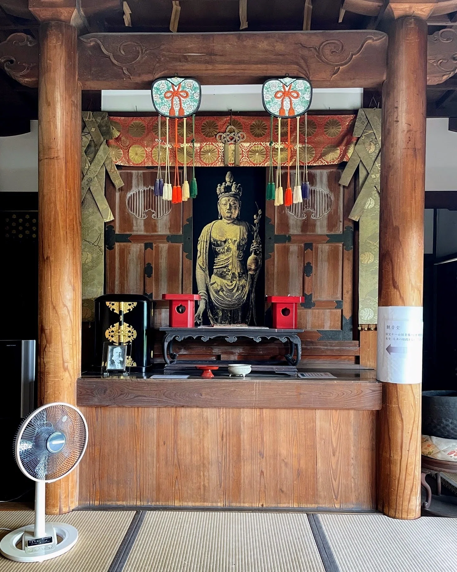 奈良・聖林寺へ 国宝仏と「令和の観音堂」｜美術館とお寺と猫