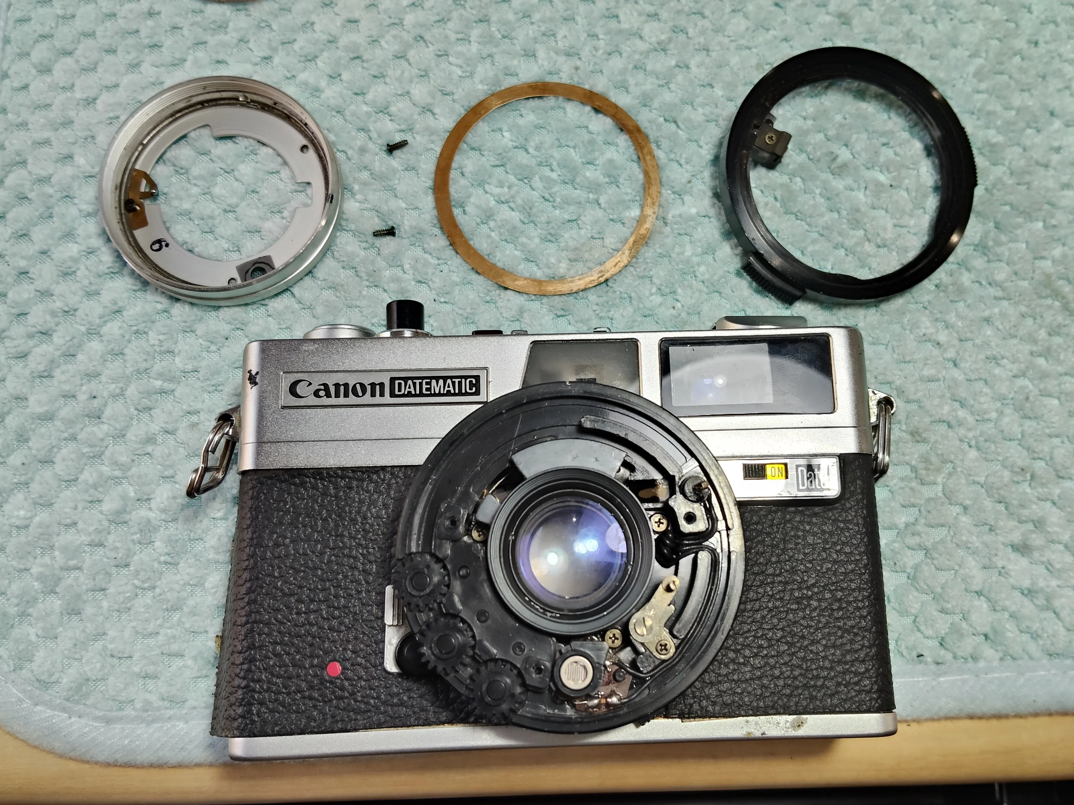 Canon Datematicの分解｜フィルムカメラ修理のアクアカメラ