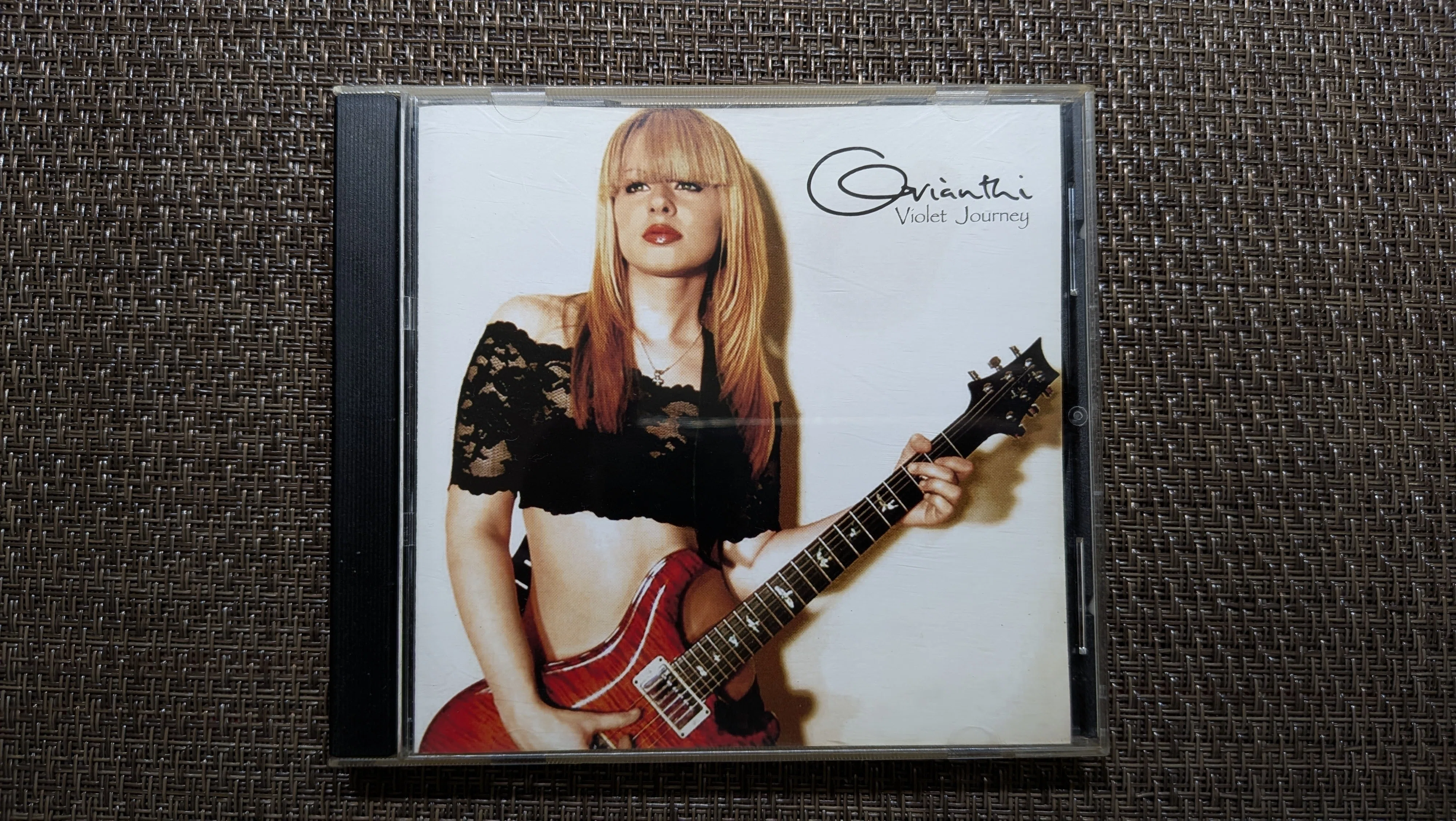 Orianthi （オリアンティ）