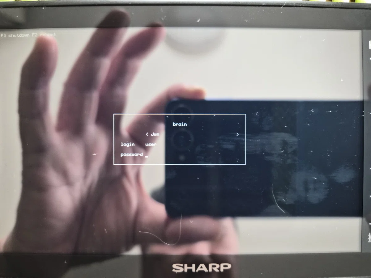 Sharp Rd Cr3000 Linux 変態パソコンシリーズ 第9弾(前編)SHARP電子辞書をLinux化してみた~電子辞書がLinuxマシンに変態した日~|yoshiking