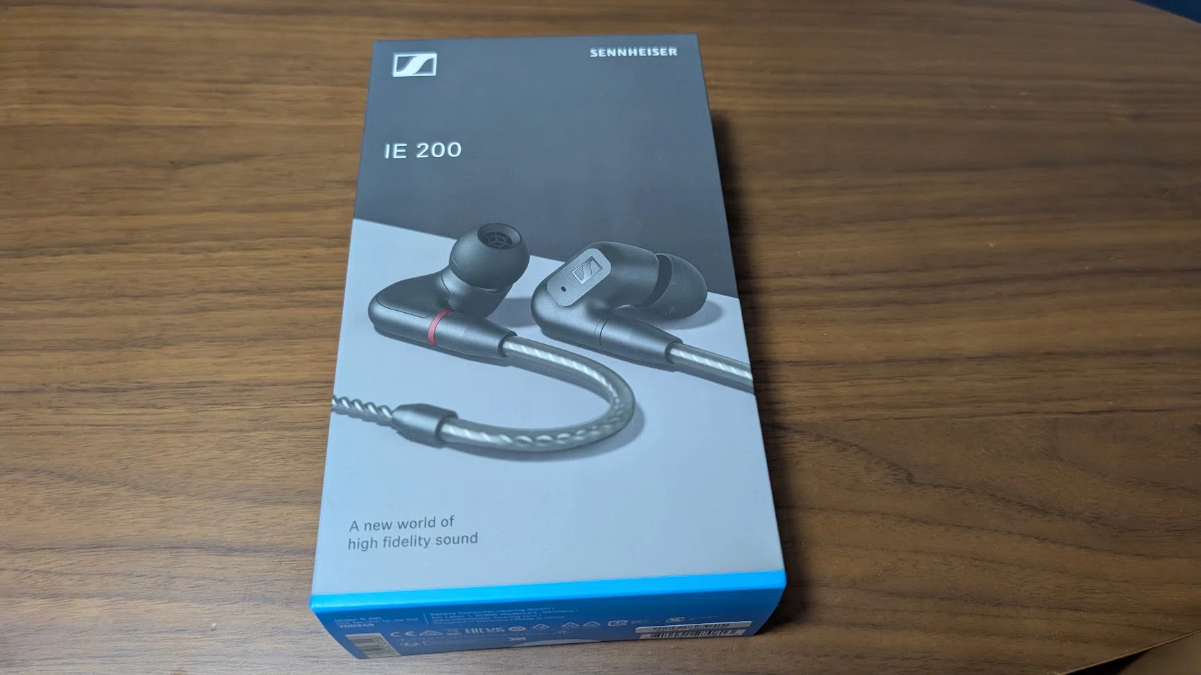 結局SENNHEISER IE200を買いました｜くろまめ。