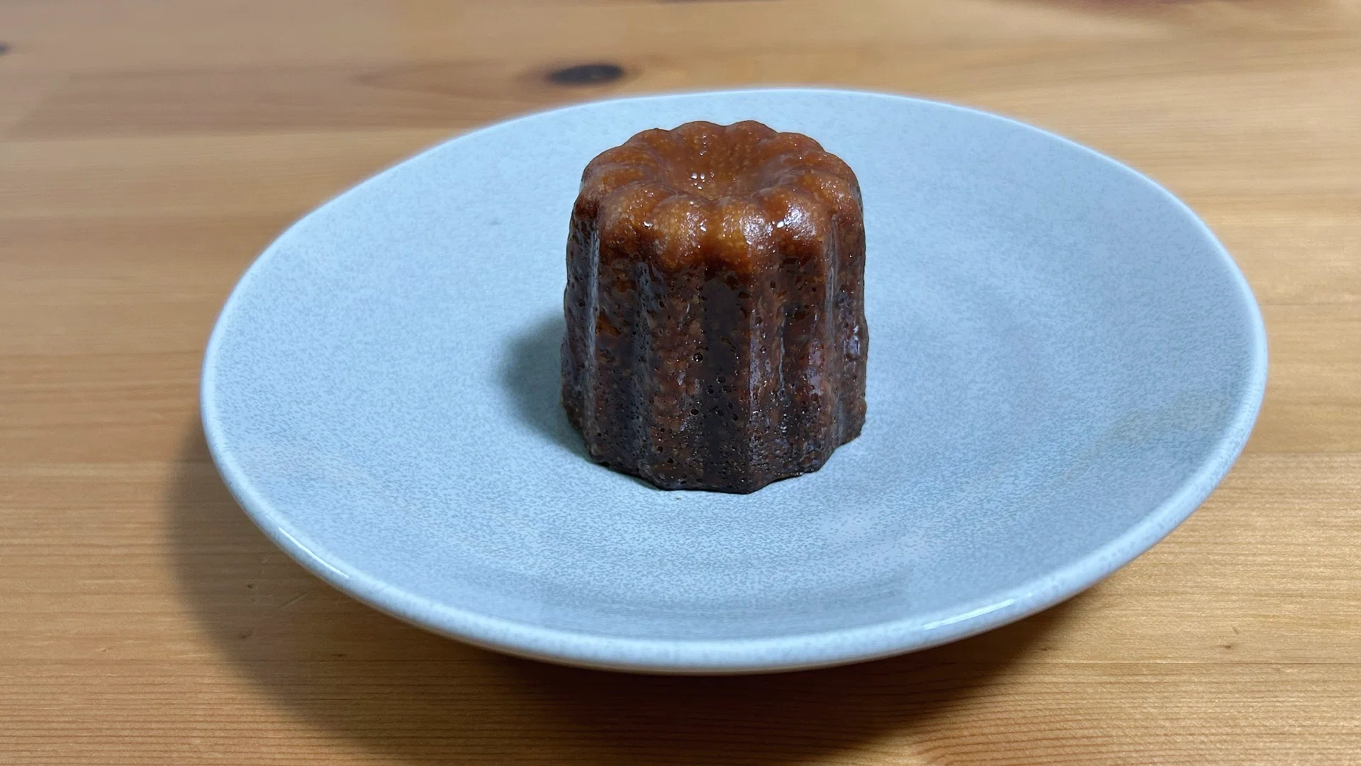 0426_本日のおやつ｜カヌレ（手作り）cannelé de Bordeaux｜ノア