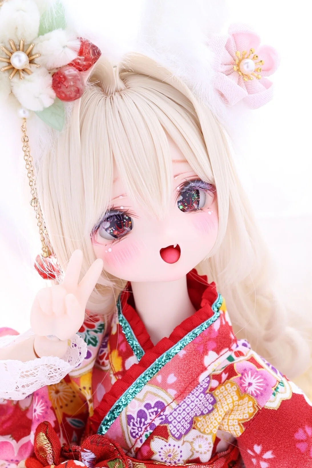 カスタムアイシードール 白いドレスと花かんむりセット 希少 半透明肌 カスタムアイシードール 白いドレスと花かんむりセット 希少 半透明肌