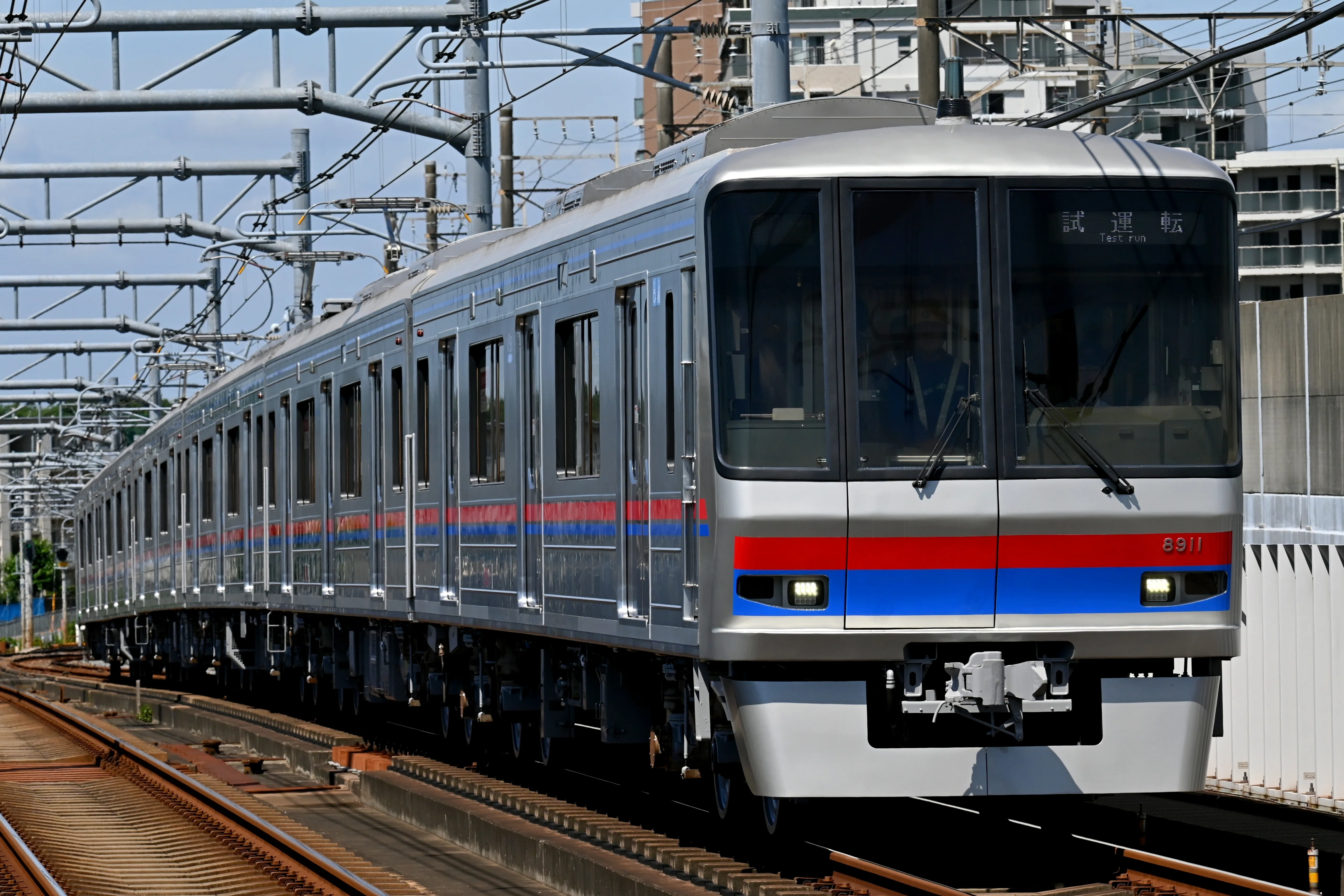 京成松戸線 8900形出場試運転 カラー変更完了など・7月ニュース｜隣の