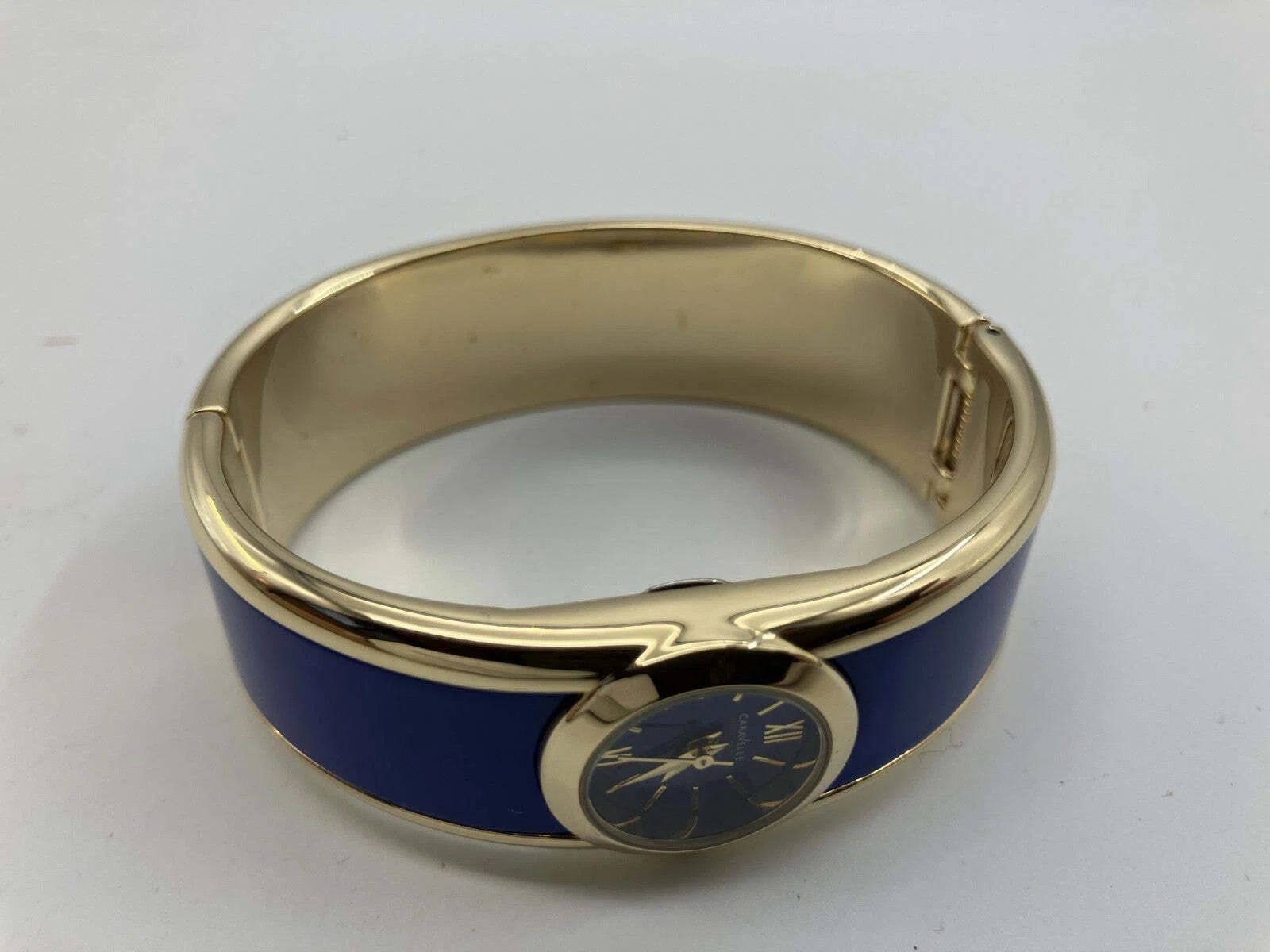 Caravelle New York Quartz Bangle Watch Blue Dial Gold Tone Boxed 
