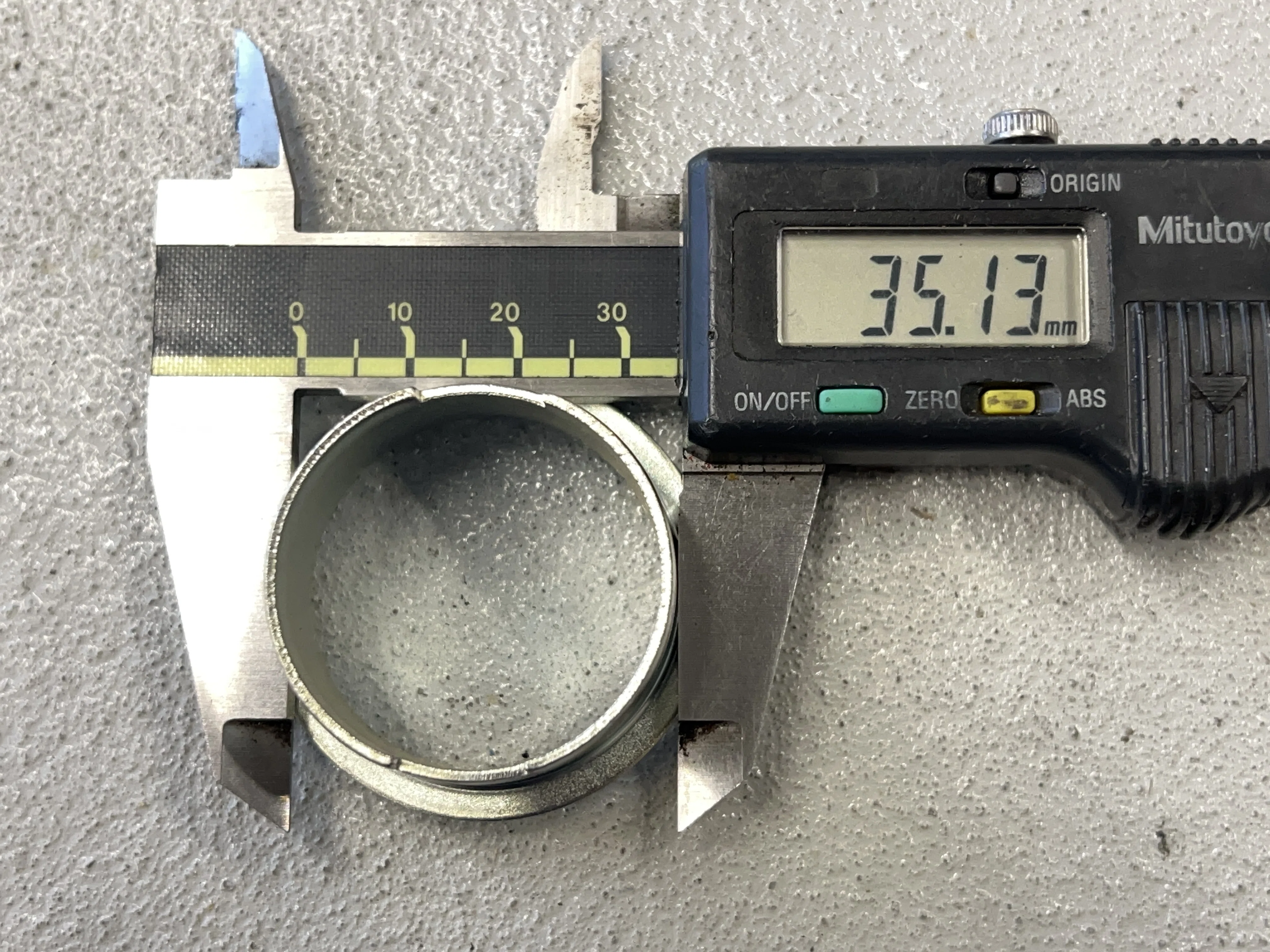 カワサキ純正部品｜②レシーバ（スピードメーター）｜740円｜41064